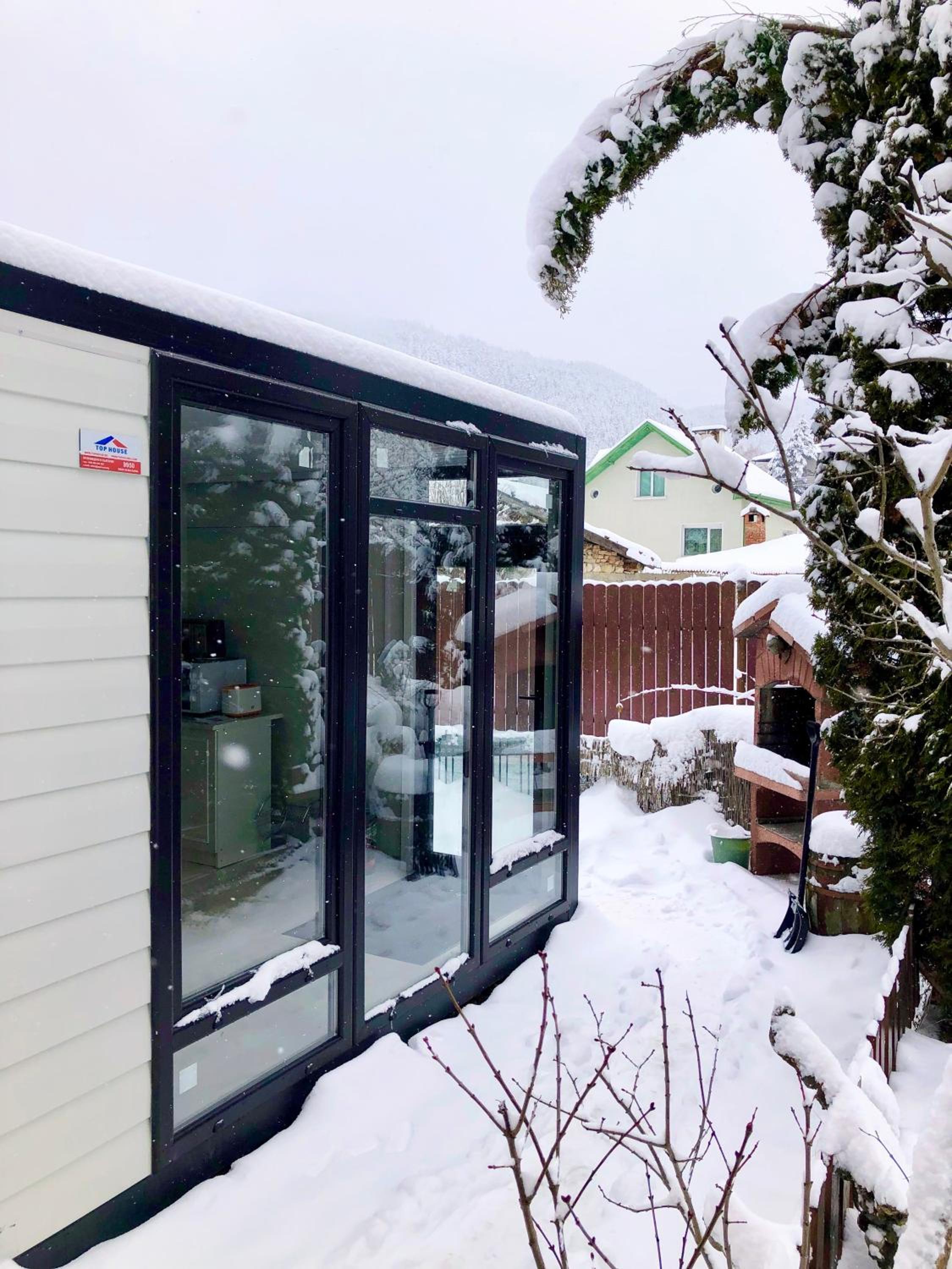 Cozy Guest House Niya , до Боровец , двор и барбекю