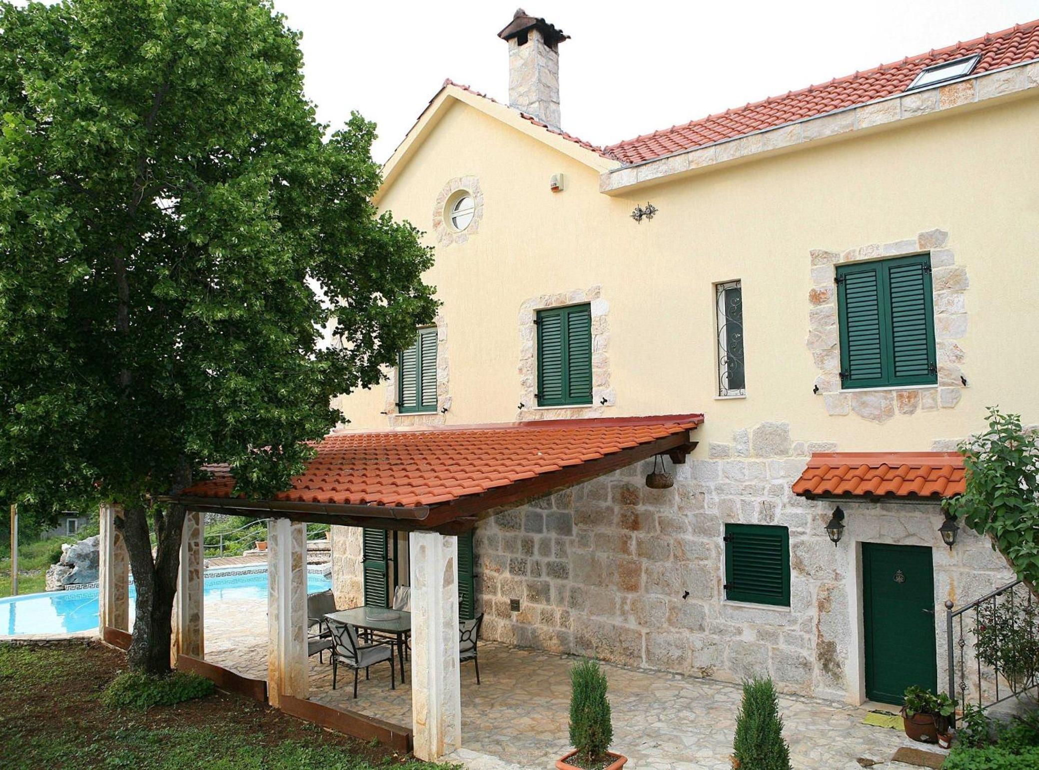 Authentic Dalmatian Hillside Escape with Pool, Sauna & BBQ view 2
