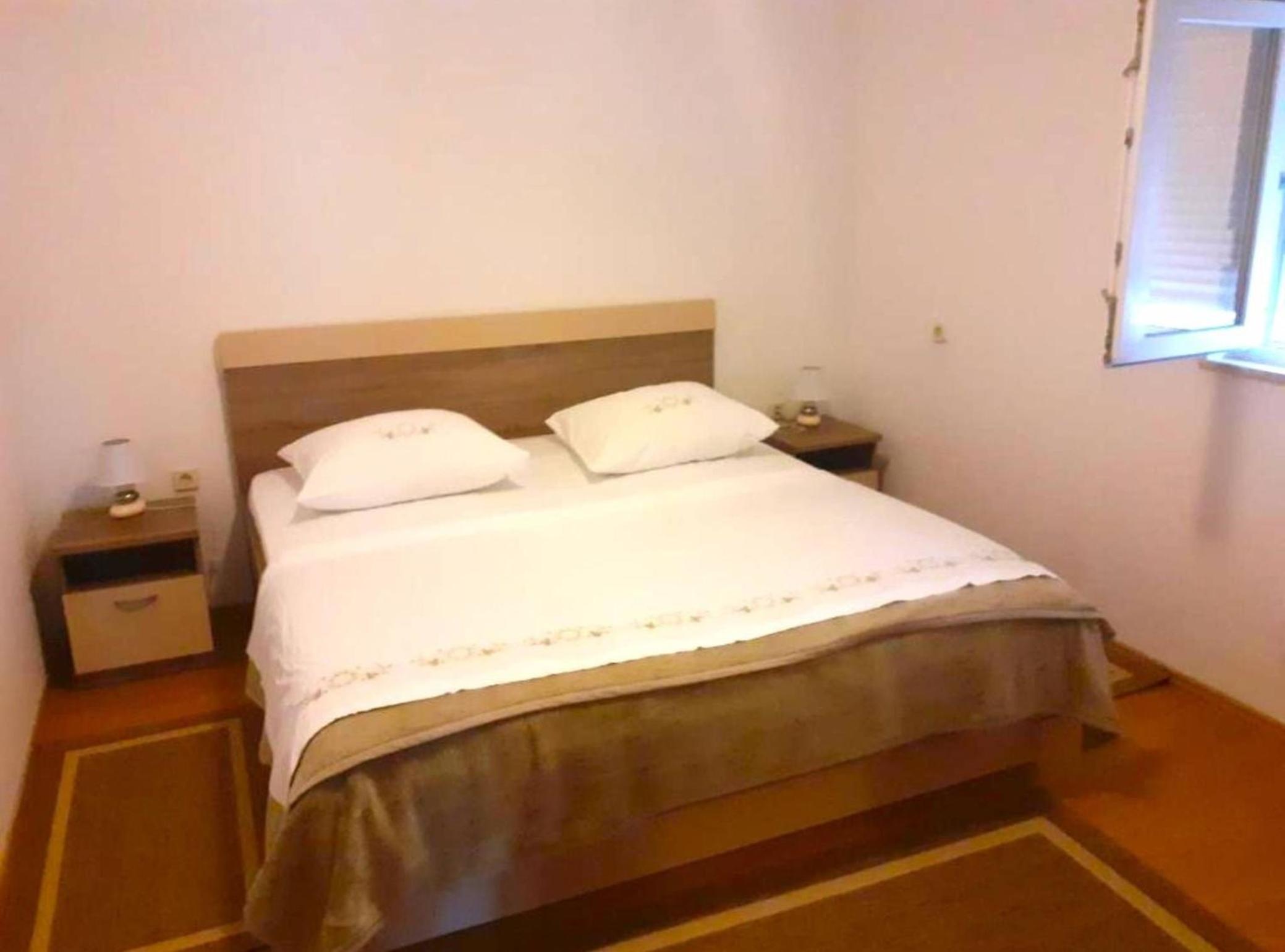 Seaside Okrug Gornji Apartment with Terrace and Patio view 5