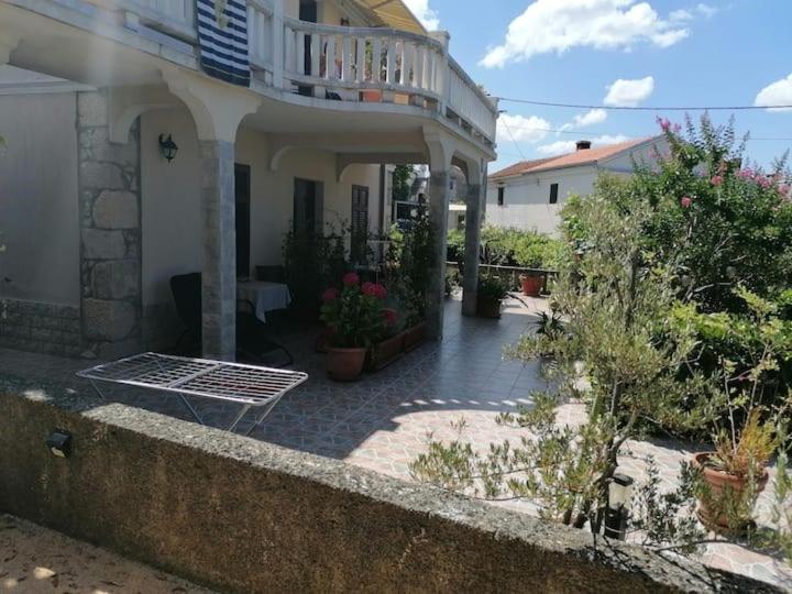 Photo 46