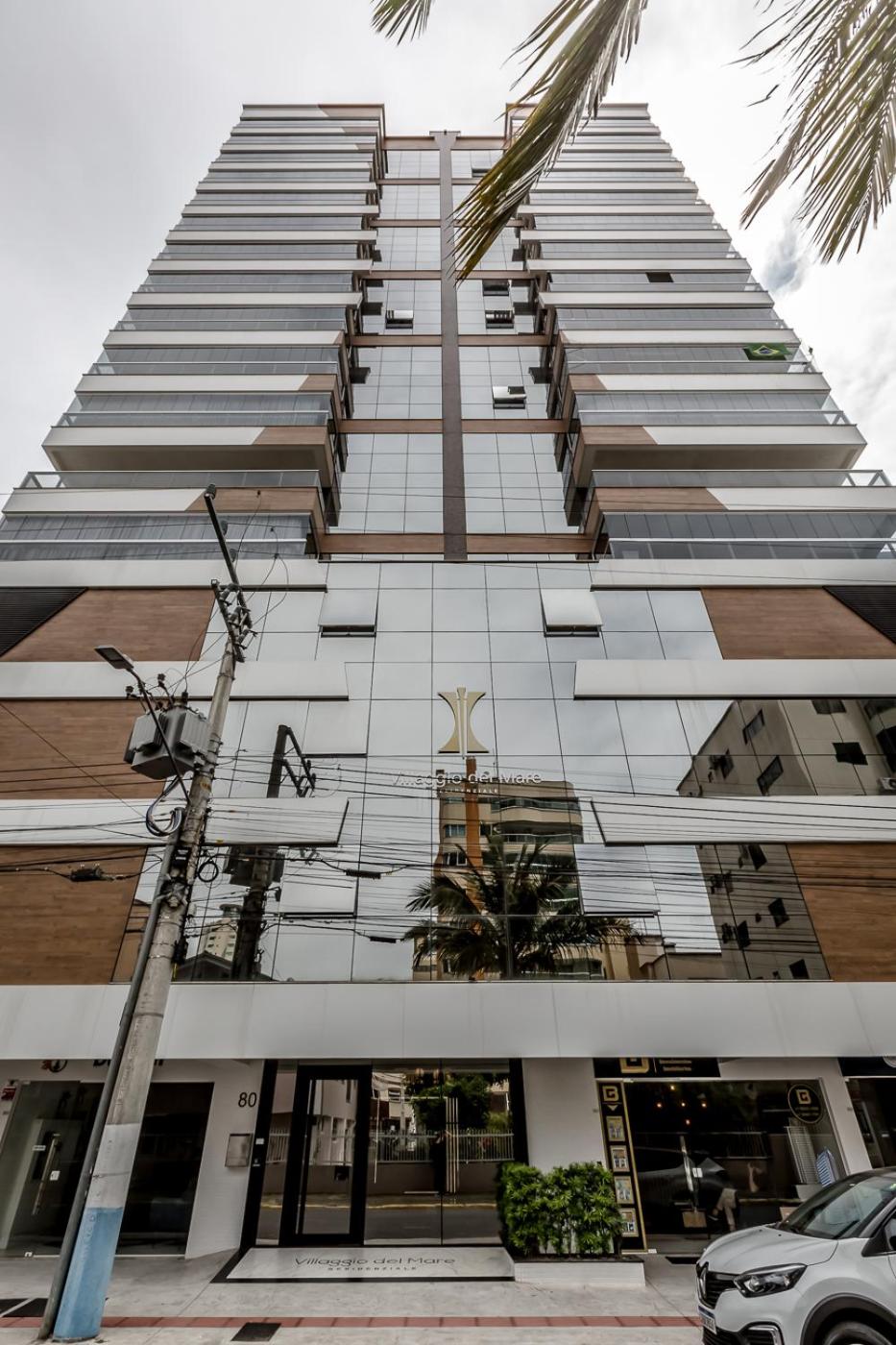 200 metros do mar, Apartamento 3 suítes para Famílias, Itapema Meia Praia