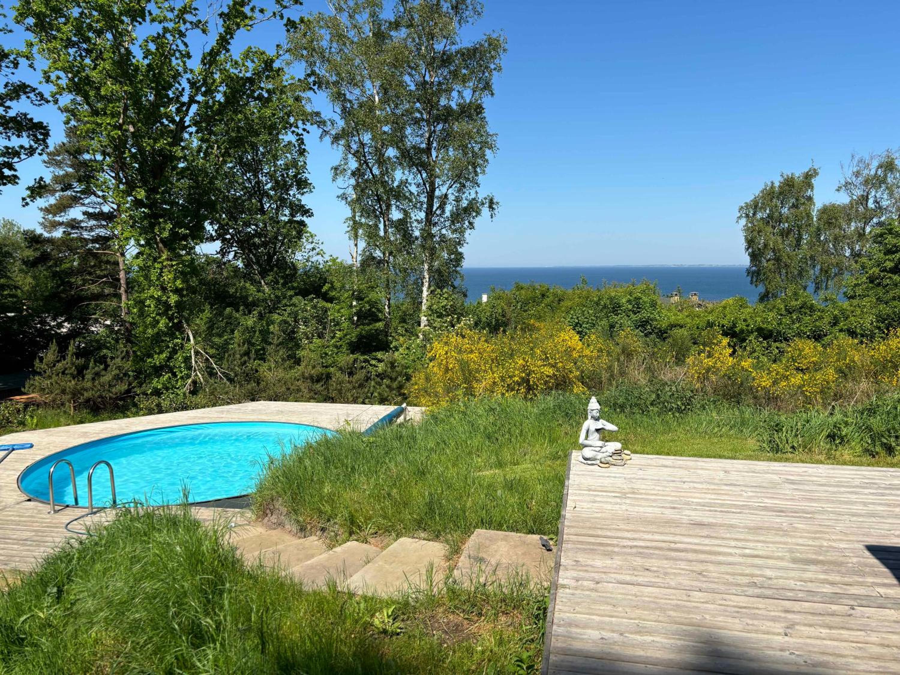Wonderful Holiday Home With Sea View