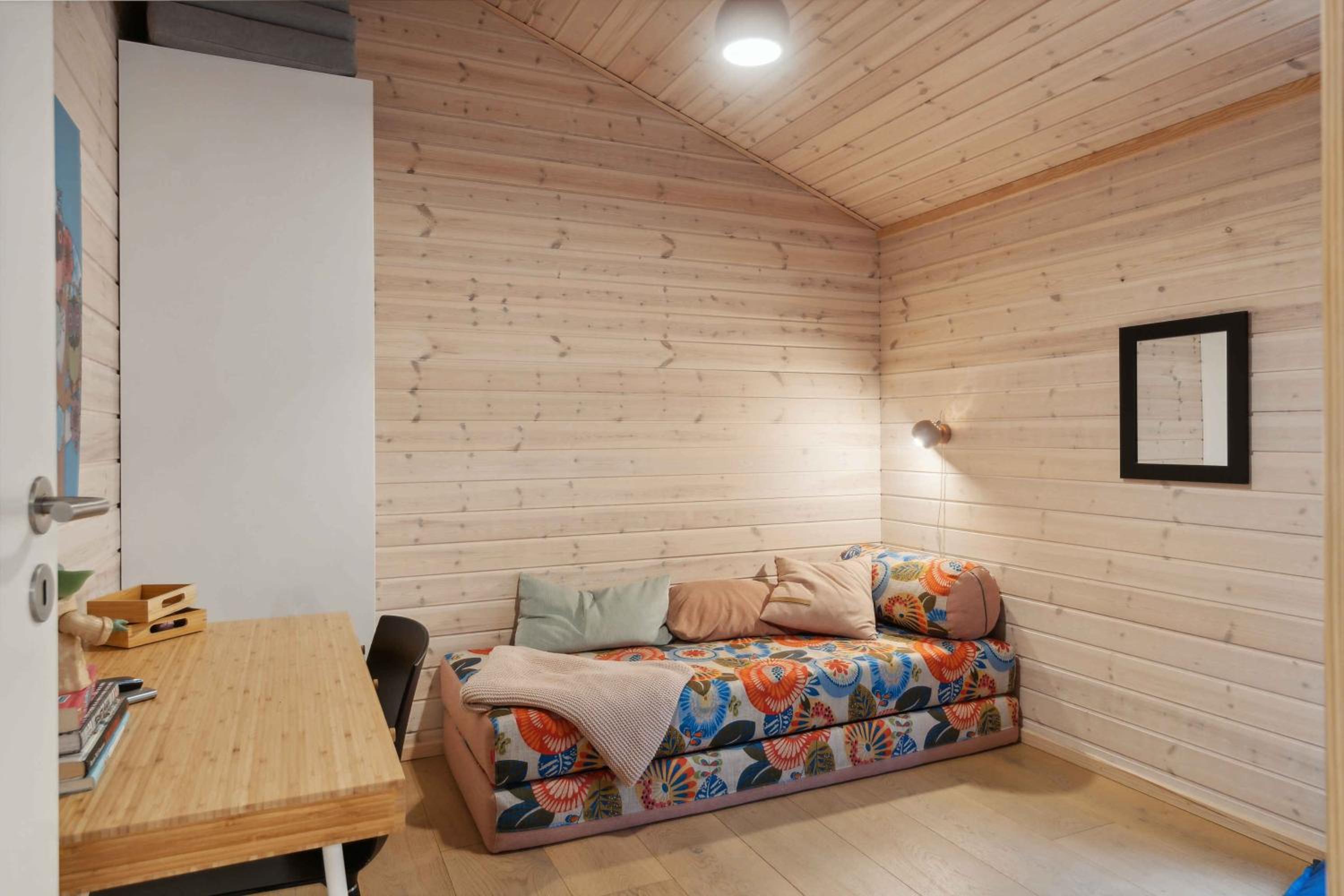 Wonderful Holiday Home With Sea View