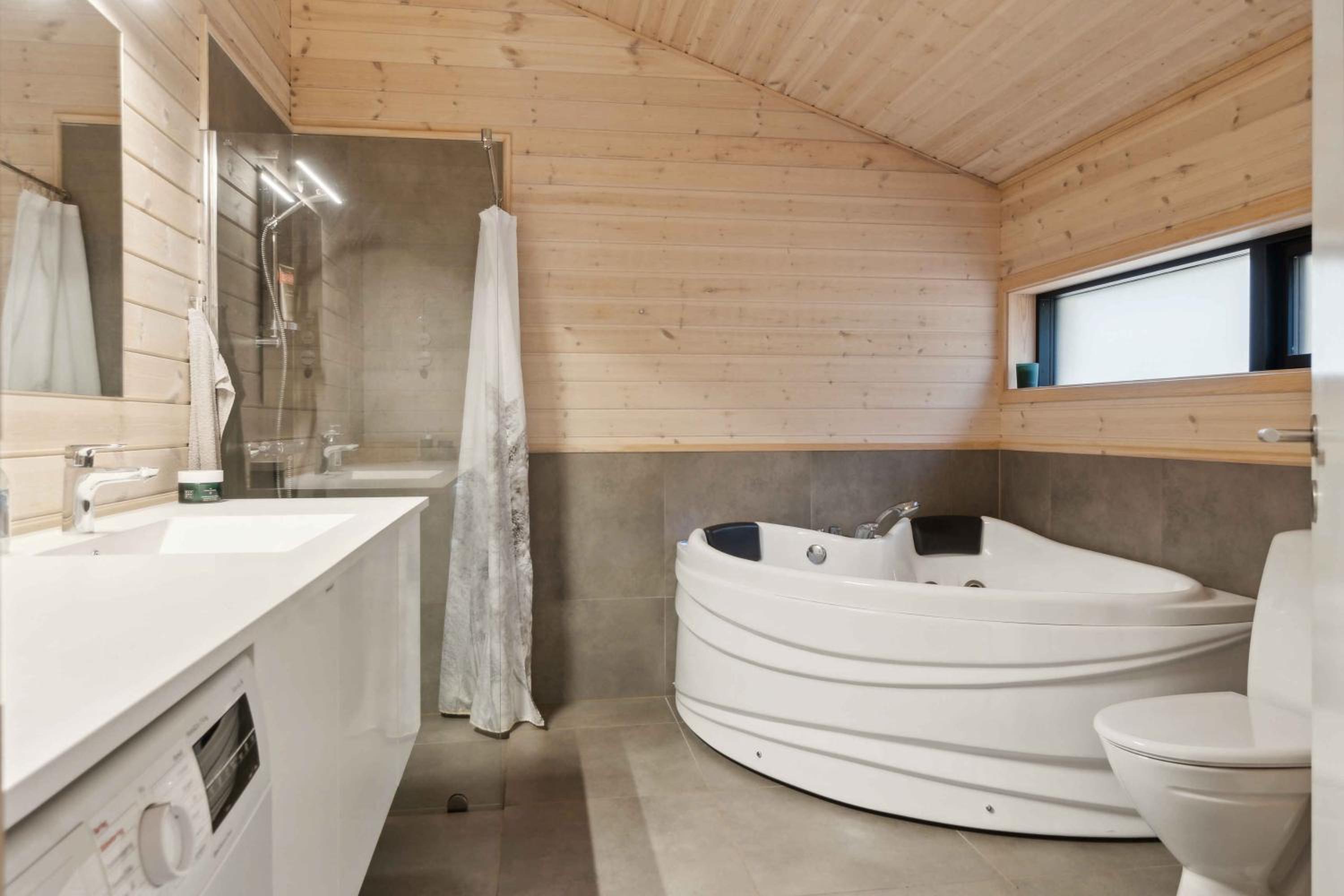 Wonderful Holiday Home With Sea View