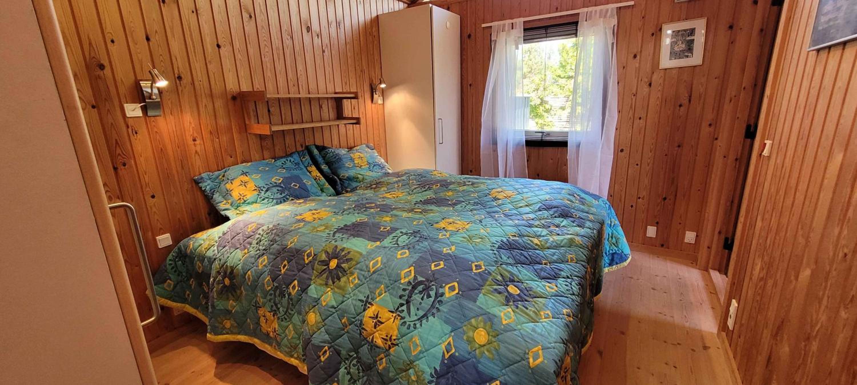 Charming Cottage In Second Row Near Lovely Beach