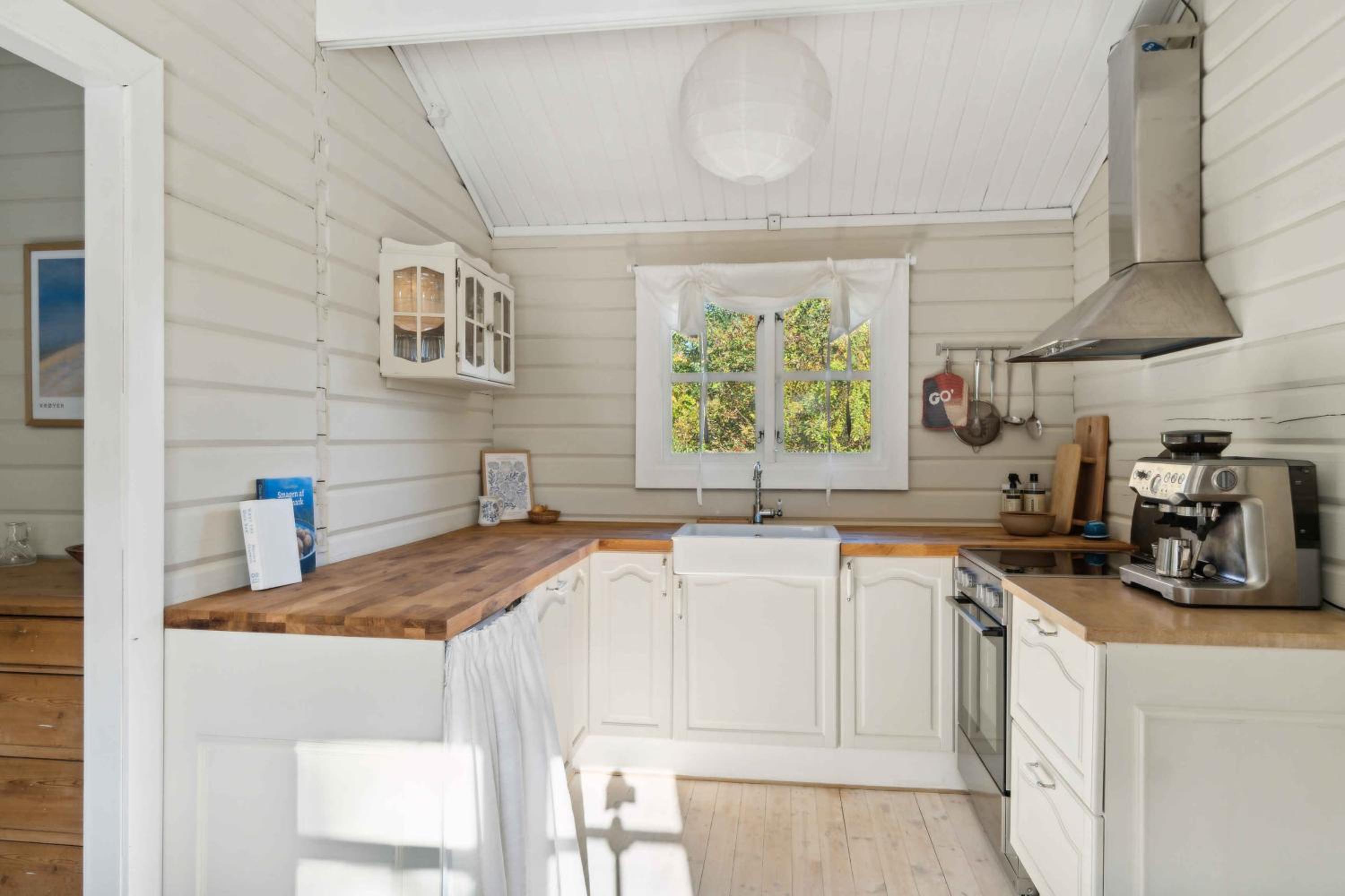 Lovely Summer House In North Zealand