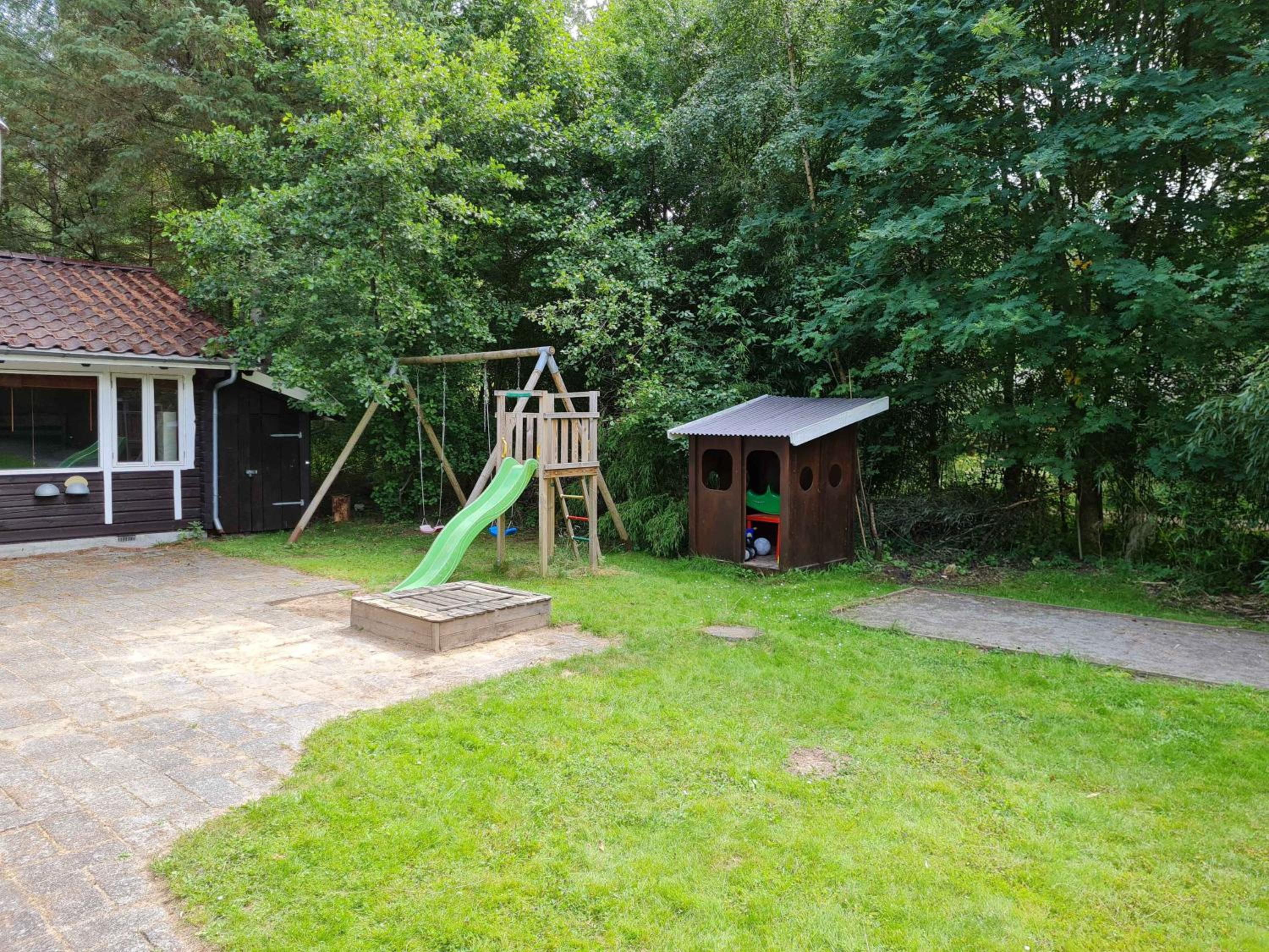 Large Child-Friendly Holiday Home North Sealand