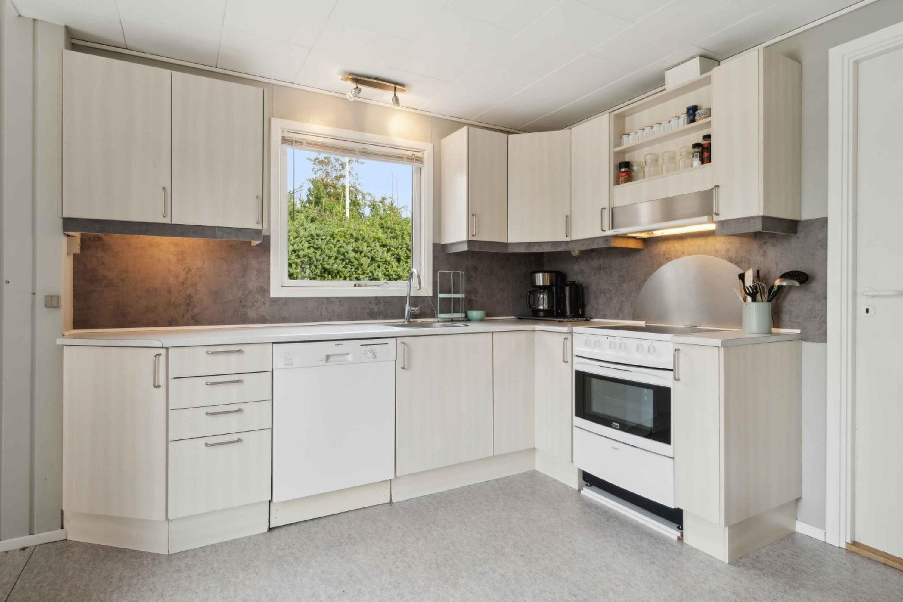 Lovely Summer House In Øster Hurup