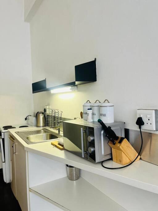 Amukele Apts Unit 410 by 12Decades