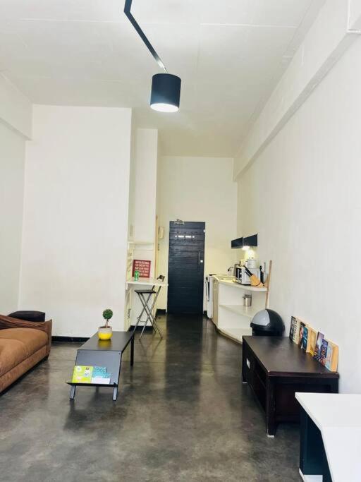 Amukele Apts Unit 410 by 12Decades