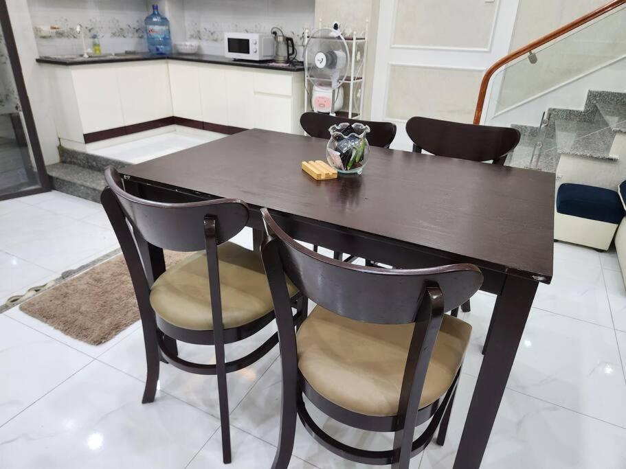 Cozy full House City Center 2 bedrooms view 2