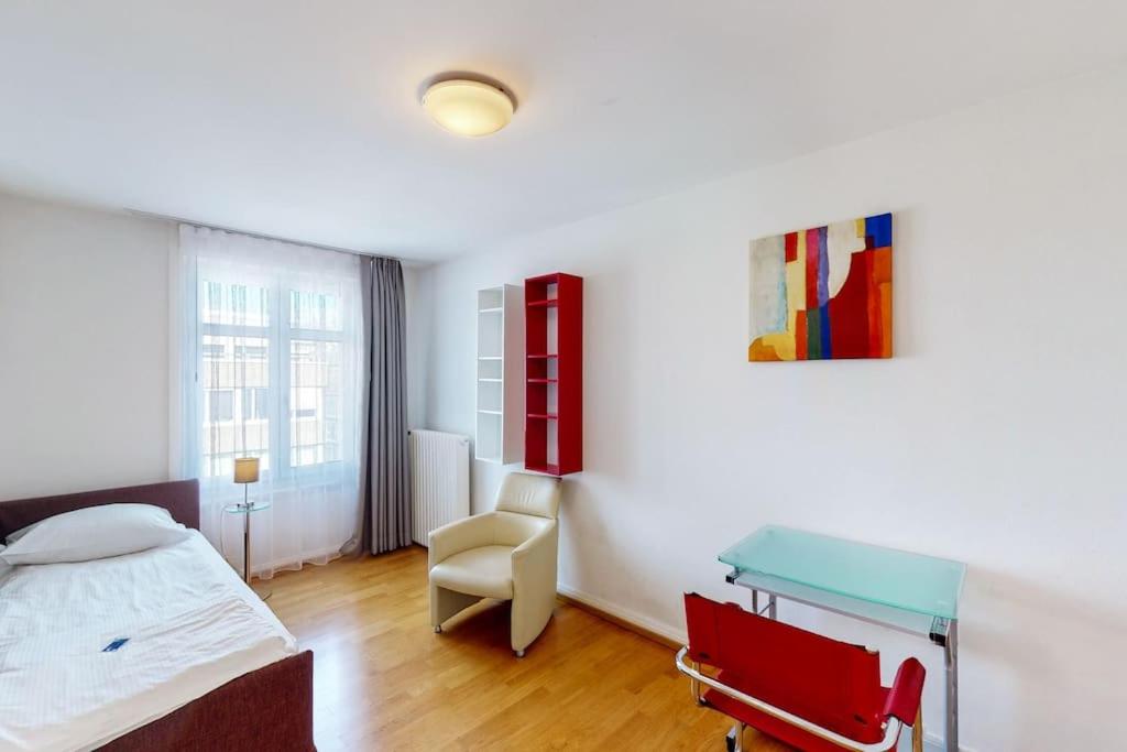 3BR city flat near Bellevue! - SF6
