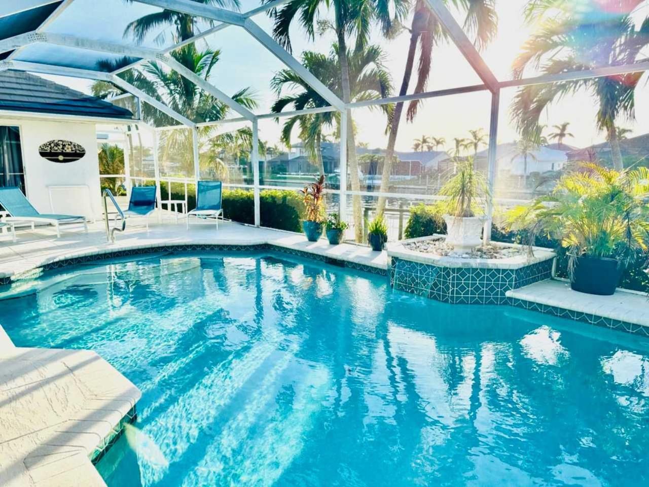 Free HeatedPool on SailboatAccessCanal boat lift
