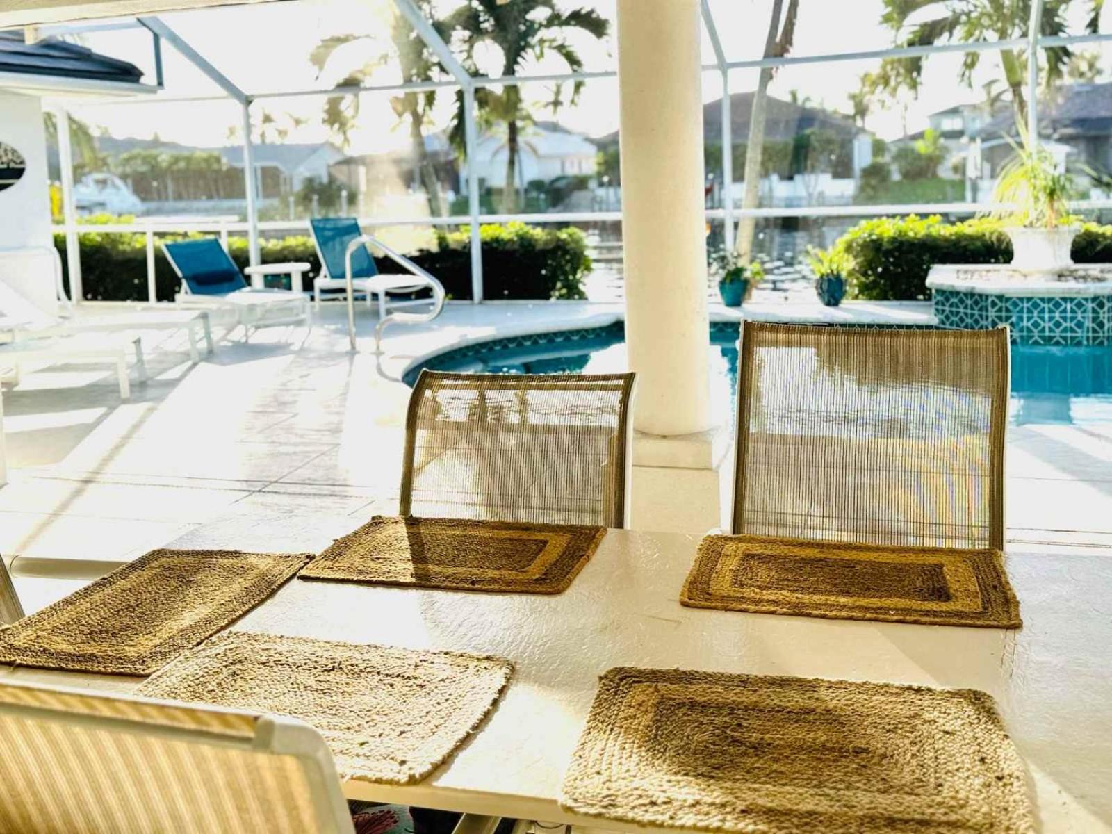 Free HeatedPool on SailboatAccessCanal boat lift