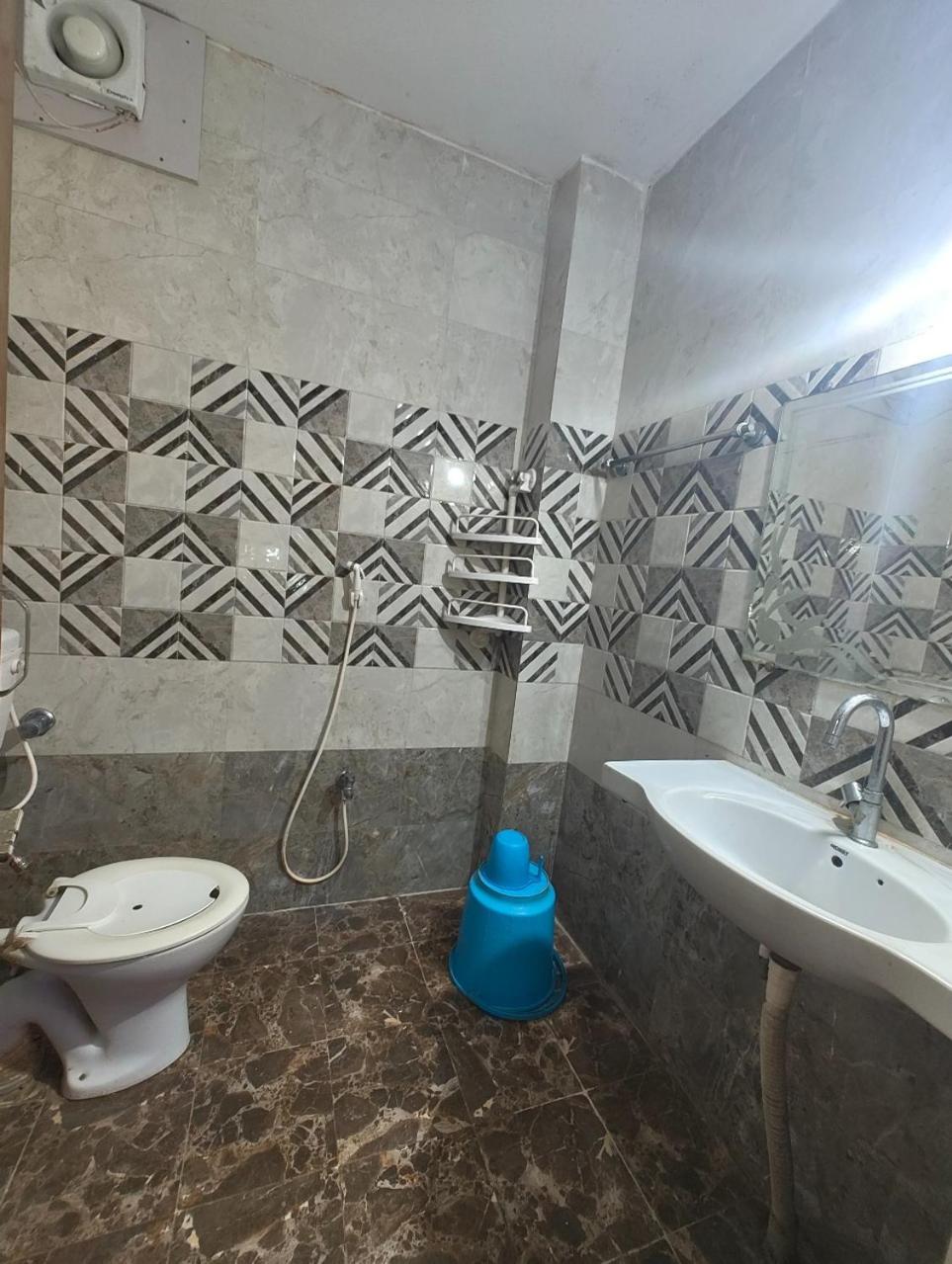 Hotel A-shray Swargadwar Puri Near -Golden-Sea-Beach-and Temple-with-Lift-Wifi-Restaurant-Parking facilities-Newly Decorated Room-with-Prime-Location