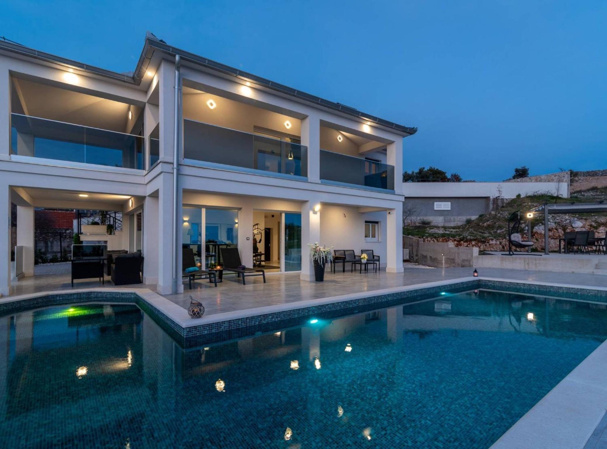 Luminous Infinity Villa with Pool and Gym view 2