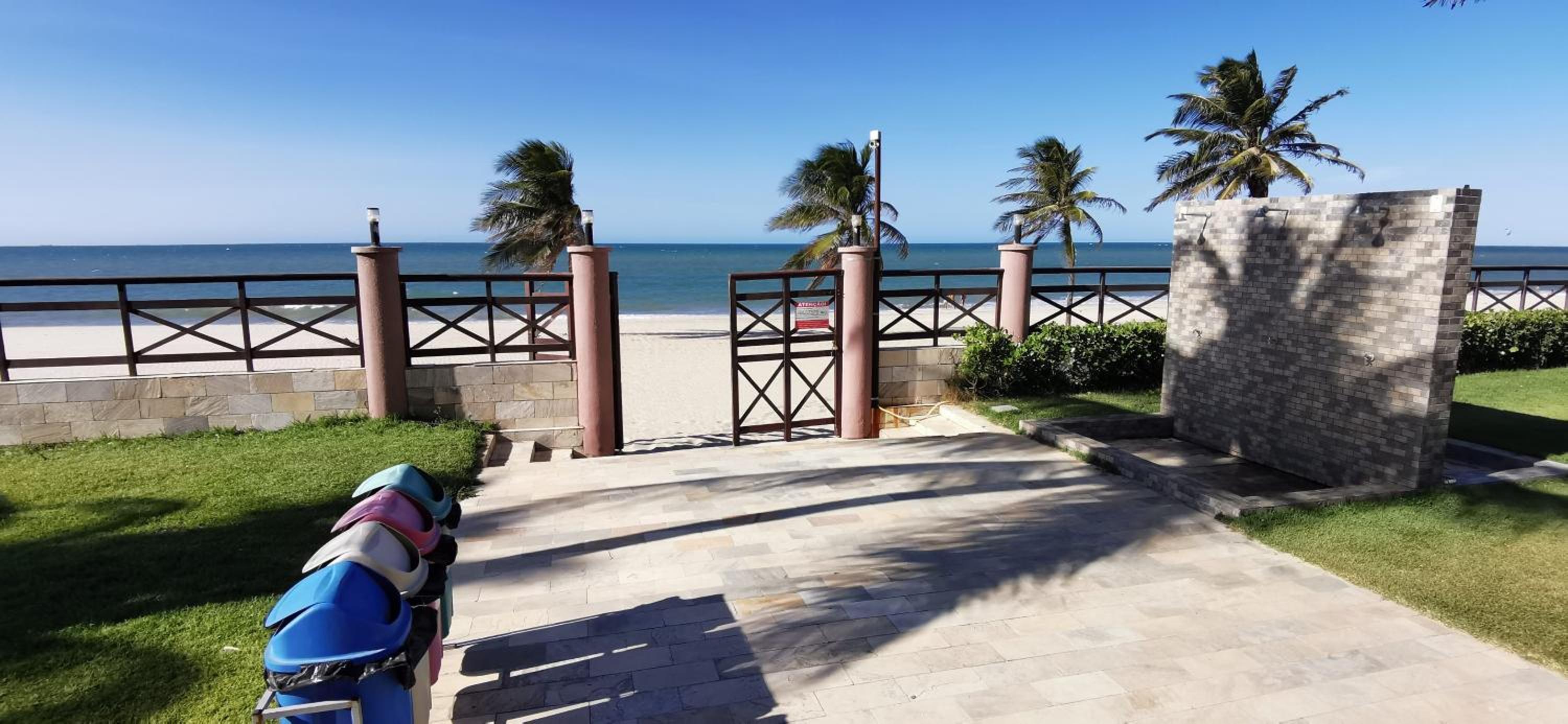 Blanco Beach Cumbuco, Apto 46m2 frente a mar
