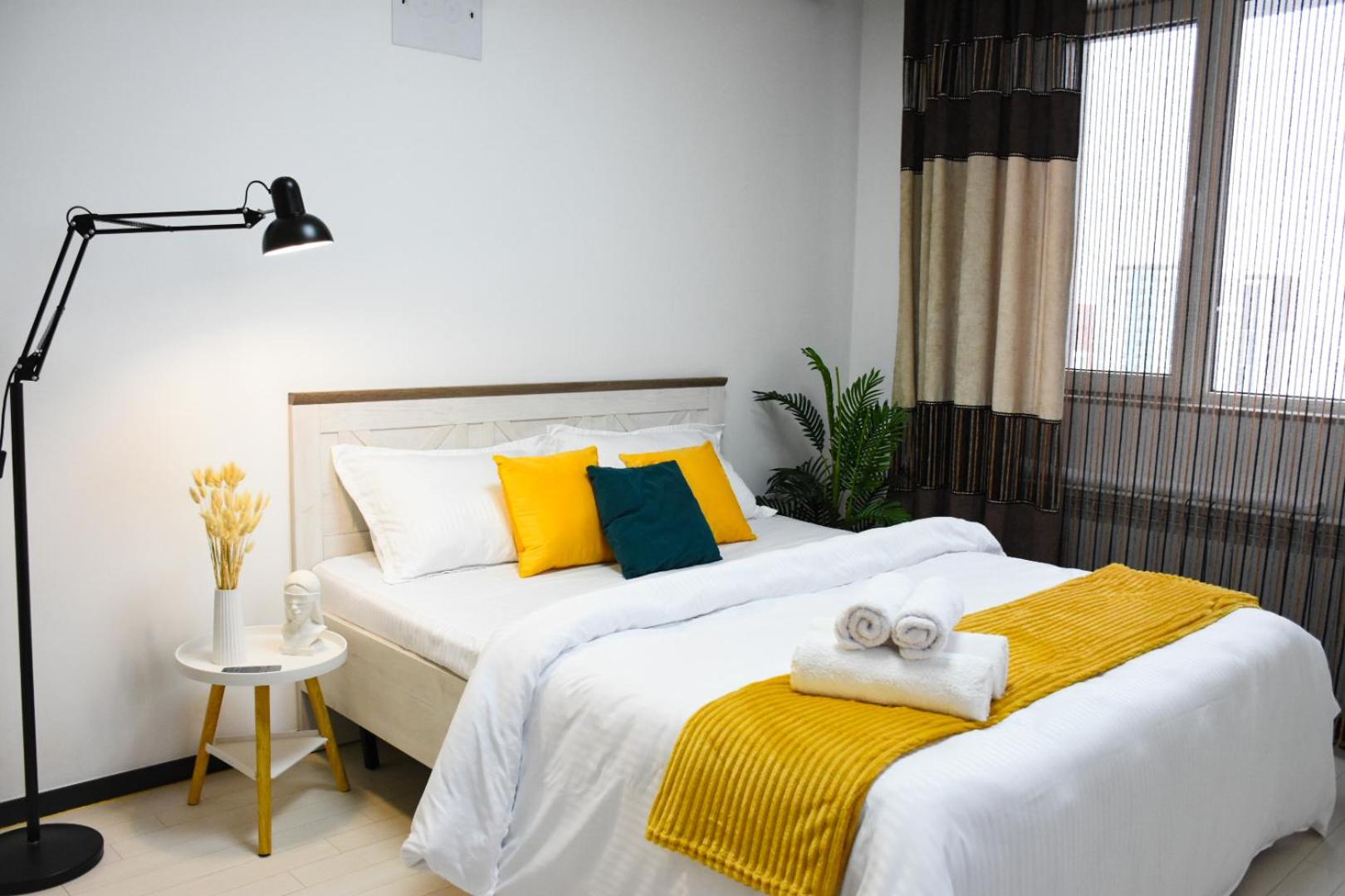 2-bedroom LUX apartment in Highvill Park 2 residense view 3