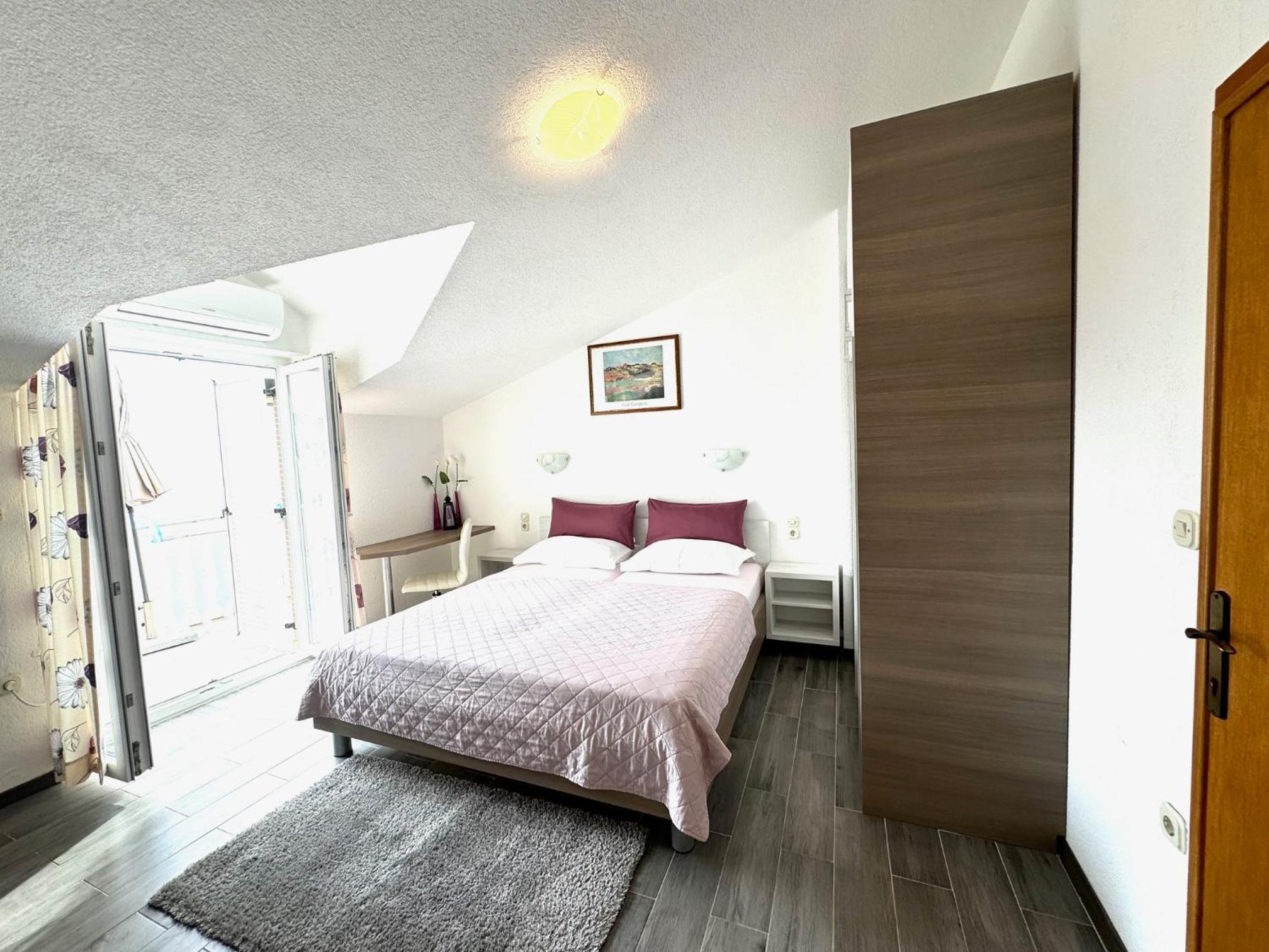 NellaToni Apartments