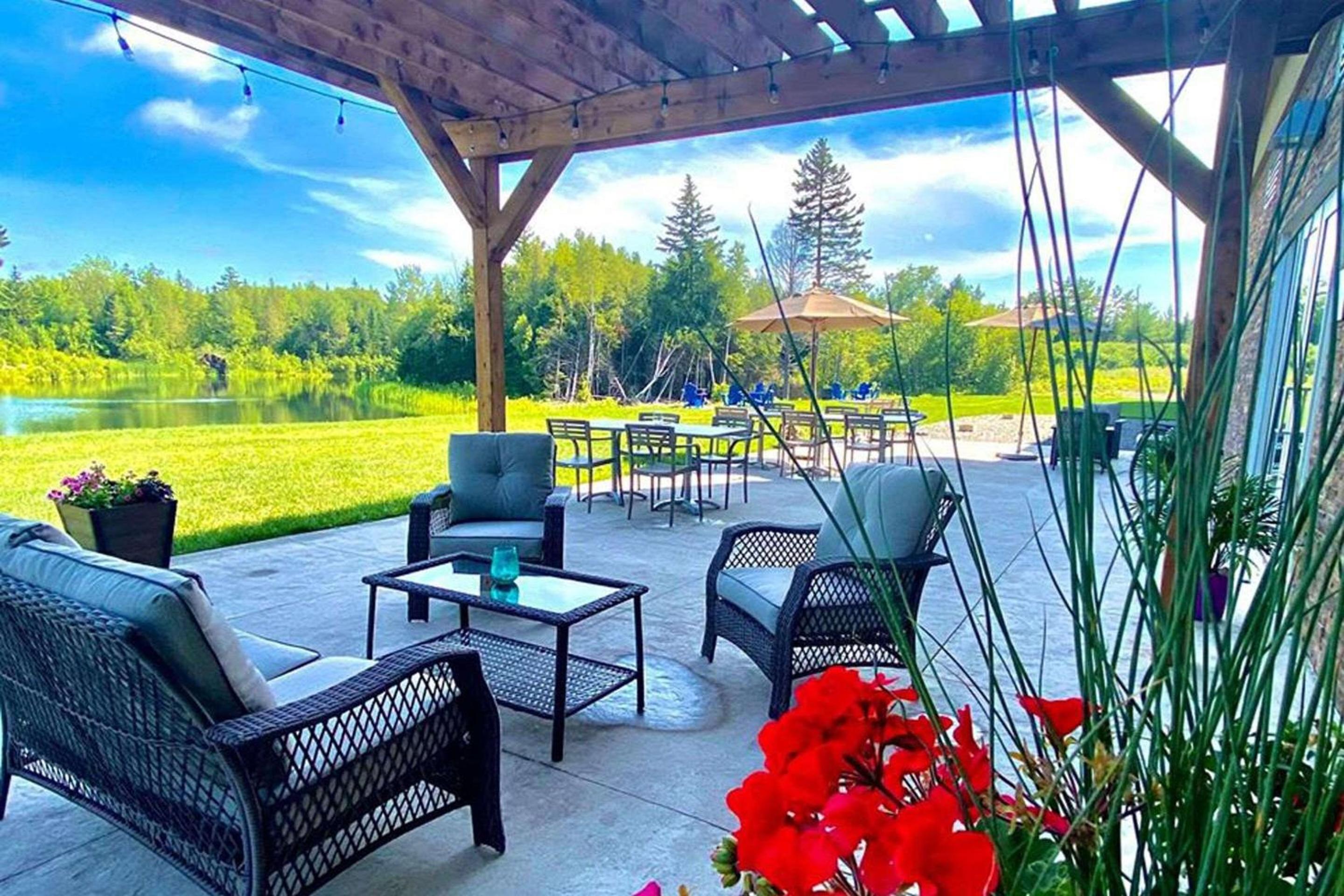 Fredericton Vacations - Radisson Kingswood Hotel  Suites, Fredericton - Property Image 13