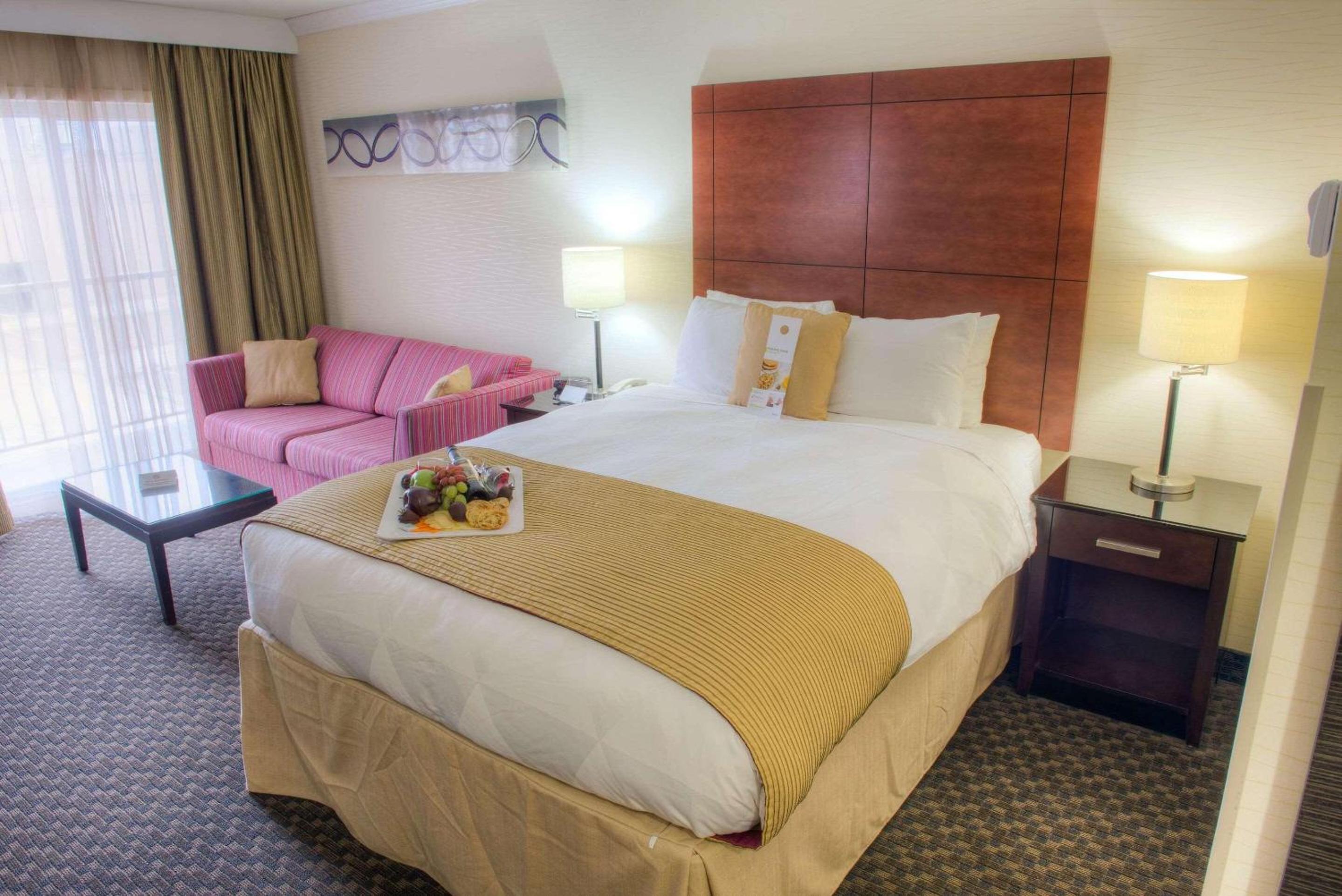 Sudbury Vacations - Radisson Hotel Sudbury - Property Image 6
