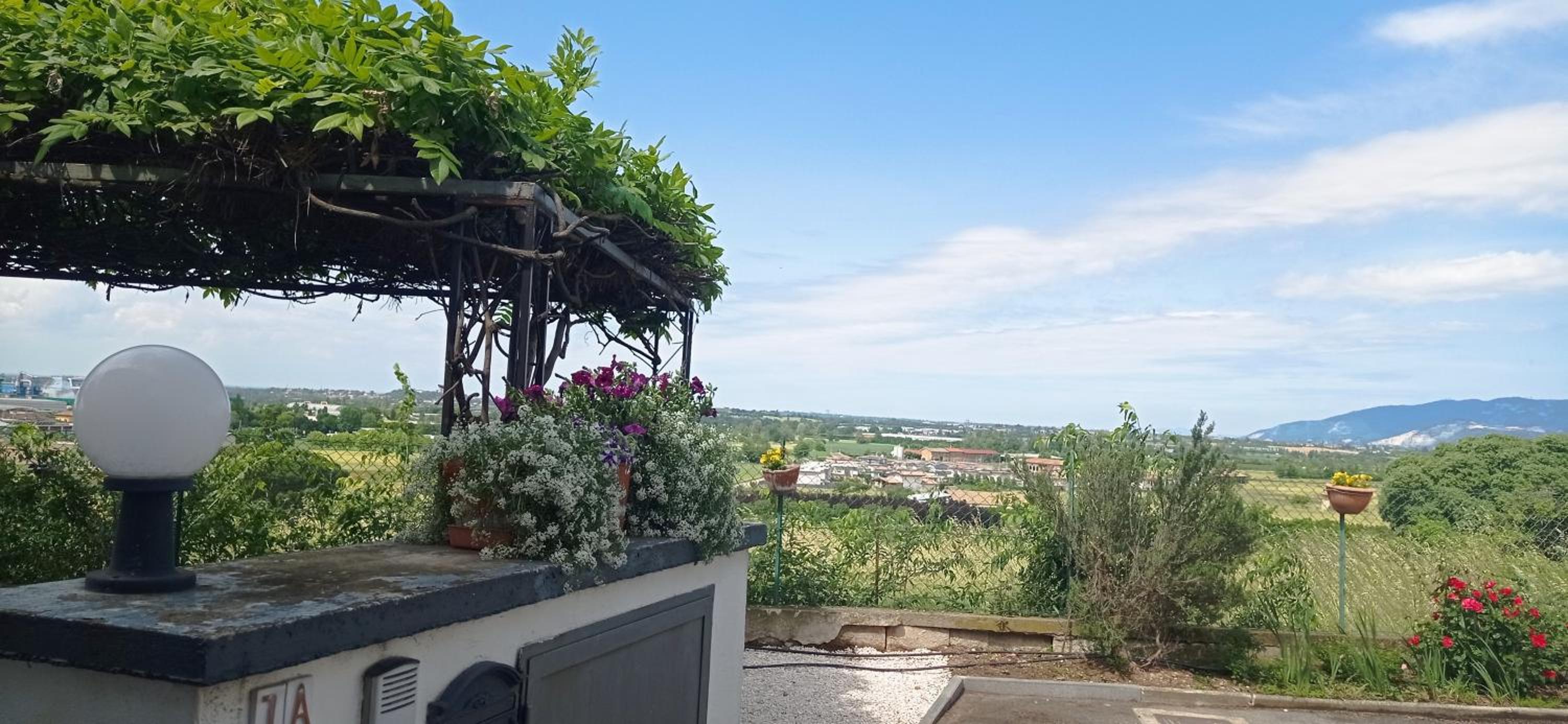Casa Alice, in collina con panorama