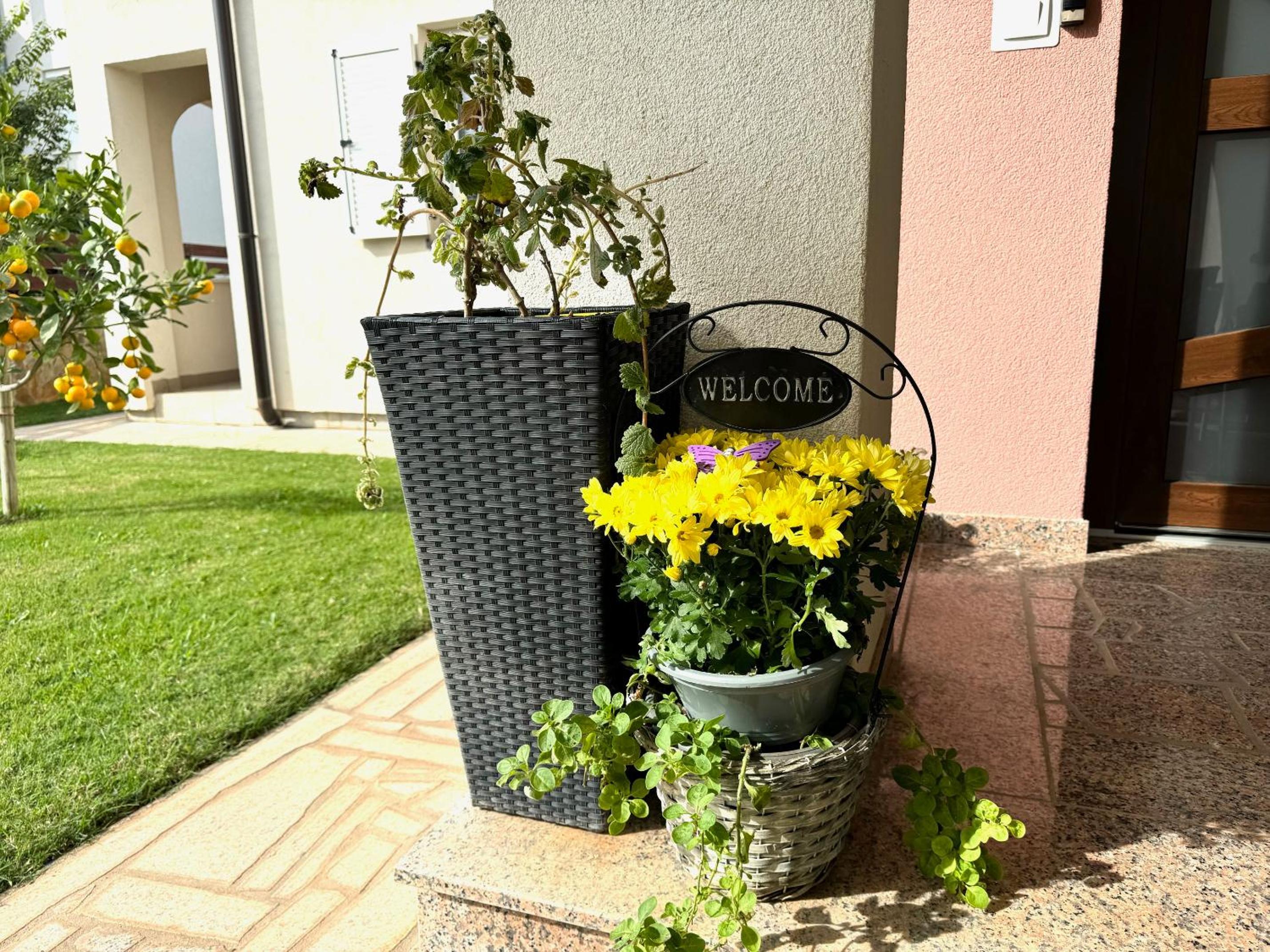 NellaToni Apartments