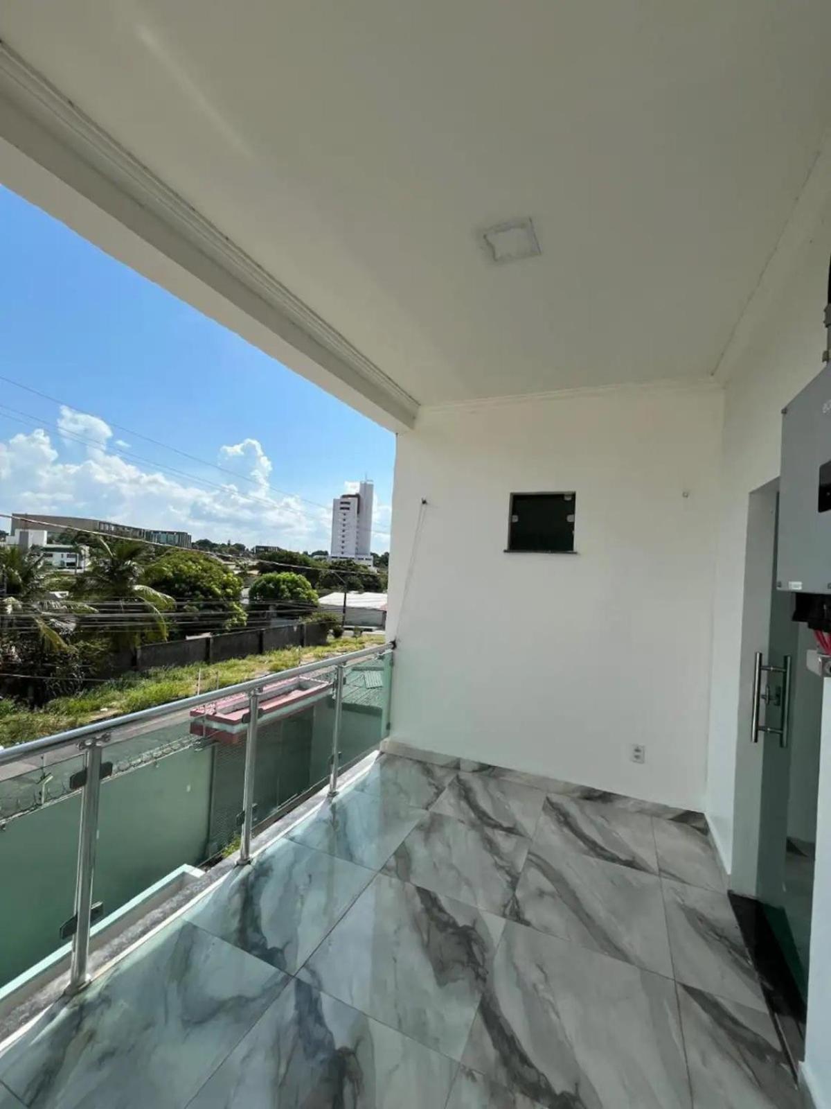 Casa grande com 4 suítes