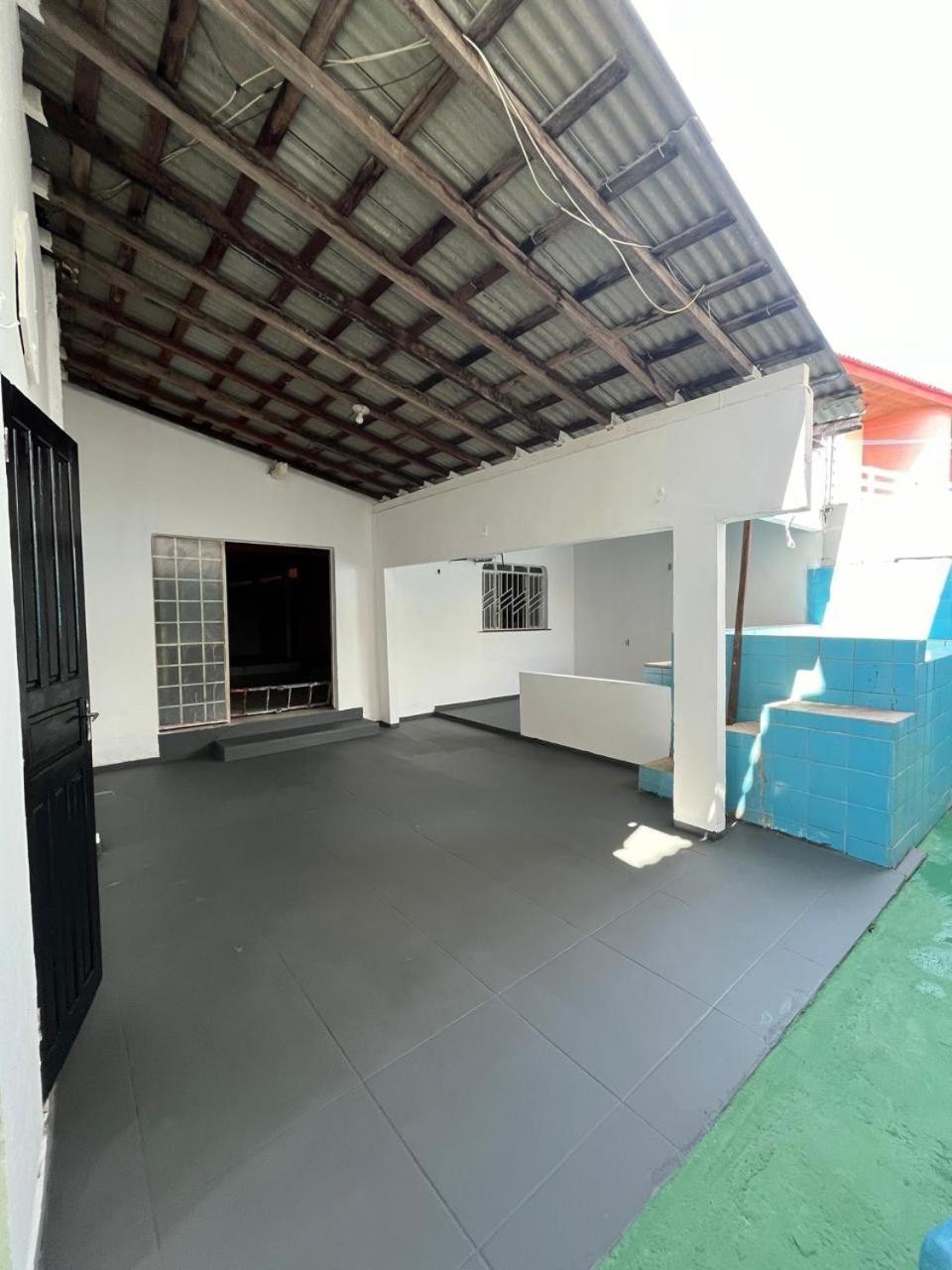 Casa grande com 4 suítes