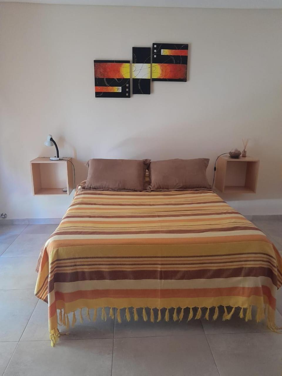 Casa El Almendro-Barrio Privado