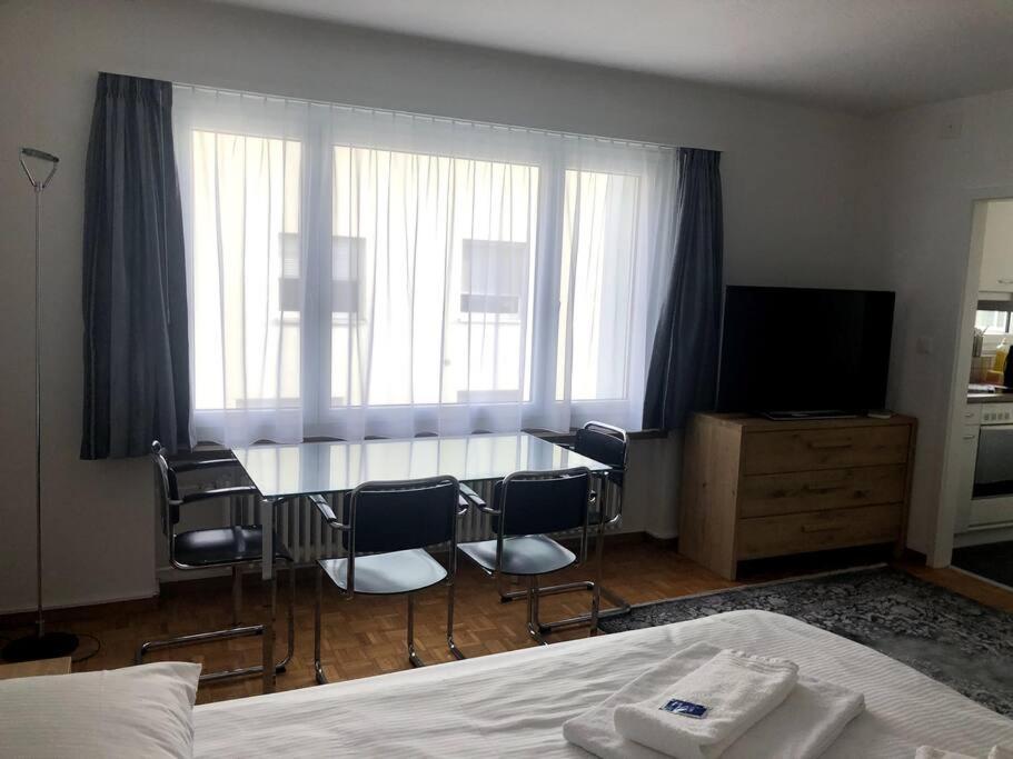 Bright and quiet studio in the city center - Sky1
