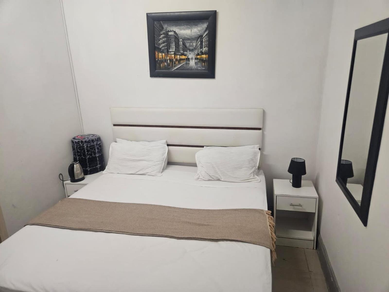 Pro Delux inn