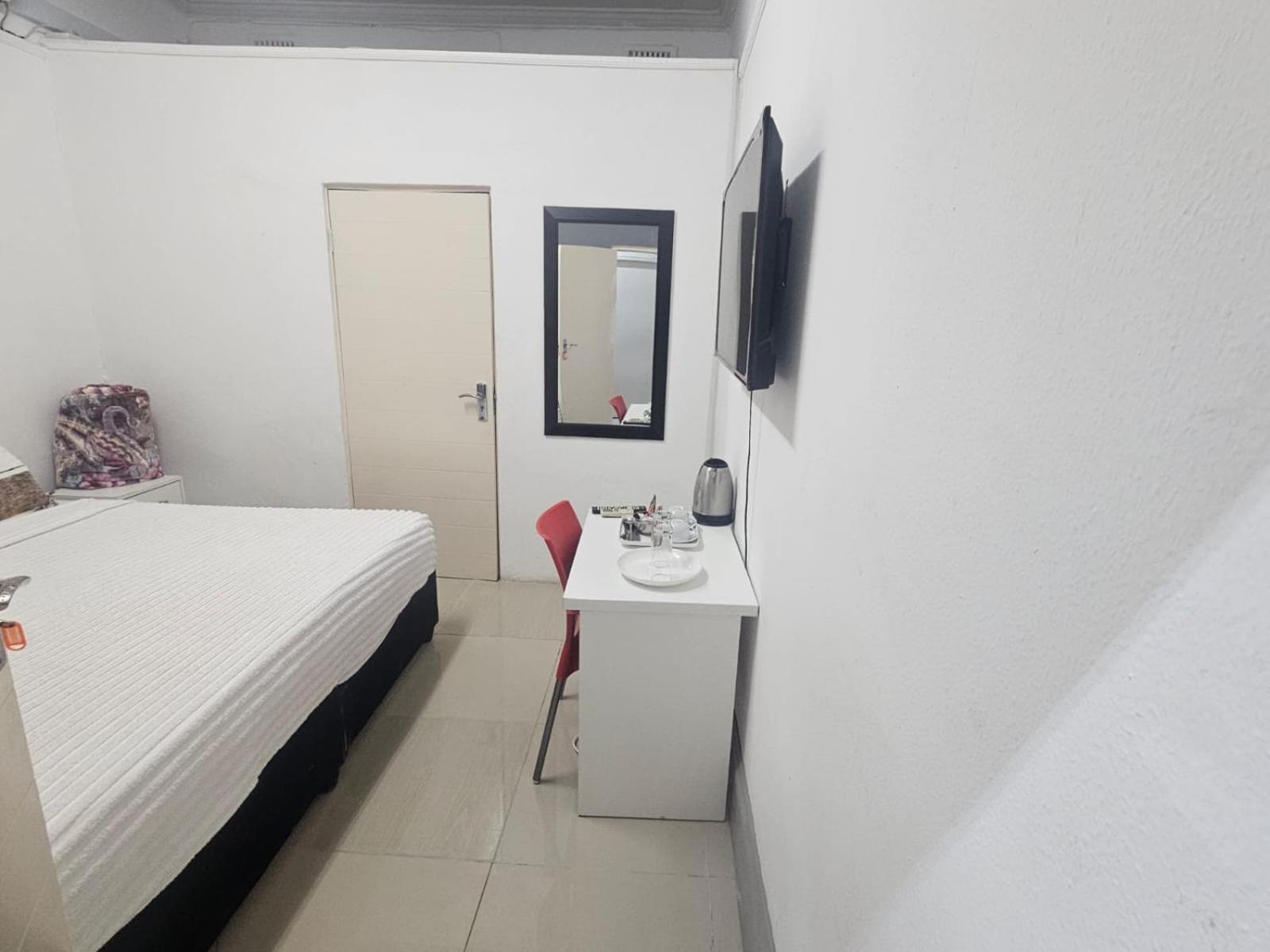 Pro Delux inn