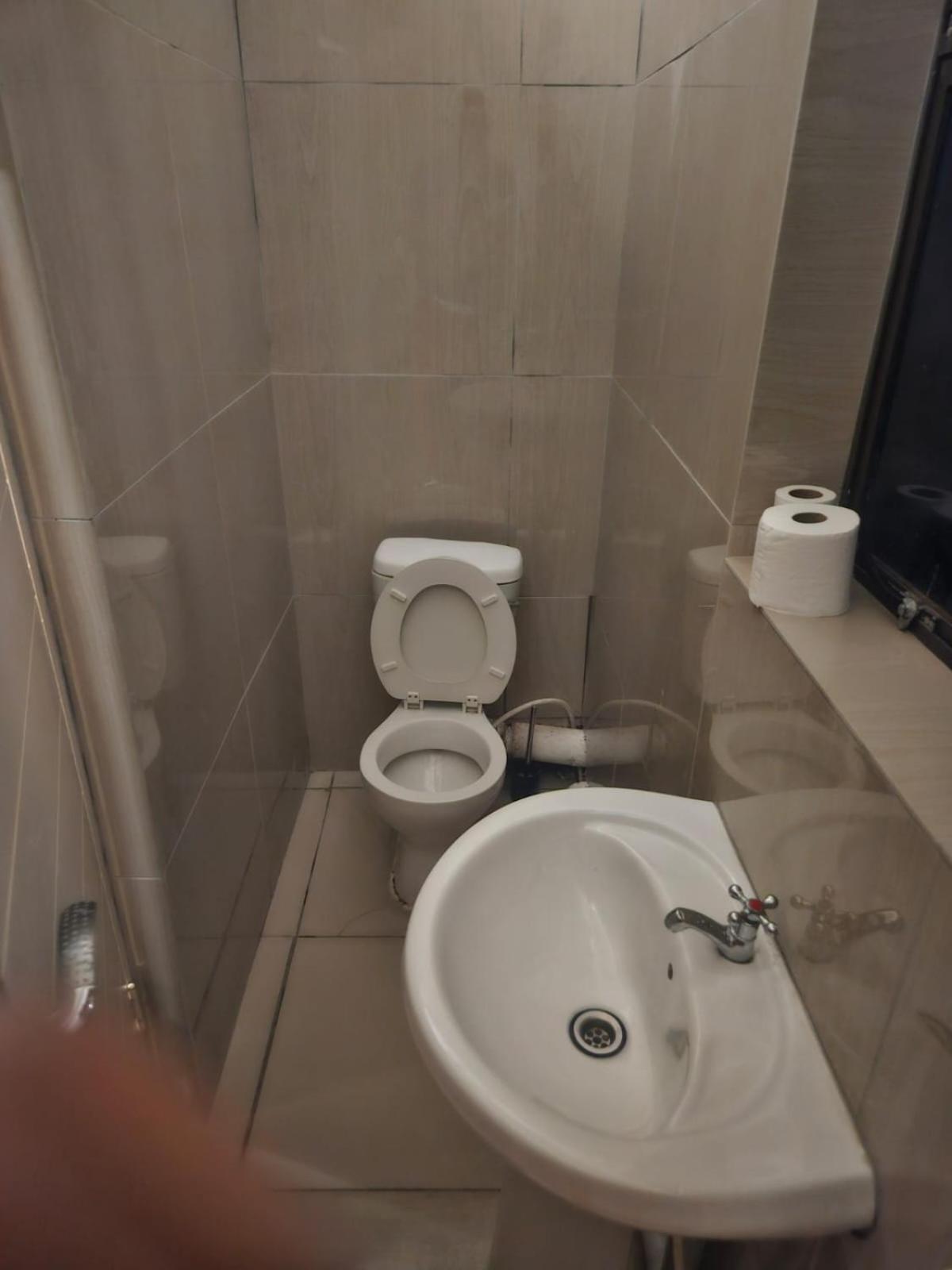 Pro Delux inn