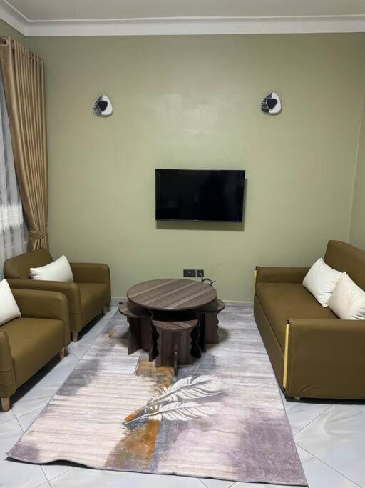 Fortune Apartments B4 Lungujja