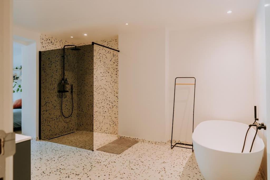 Beautiful 2 bedroom duplex in le Châtelain