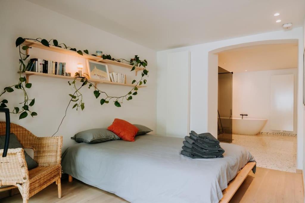 Beautiful 2 bedroom duplex in le Châtelain