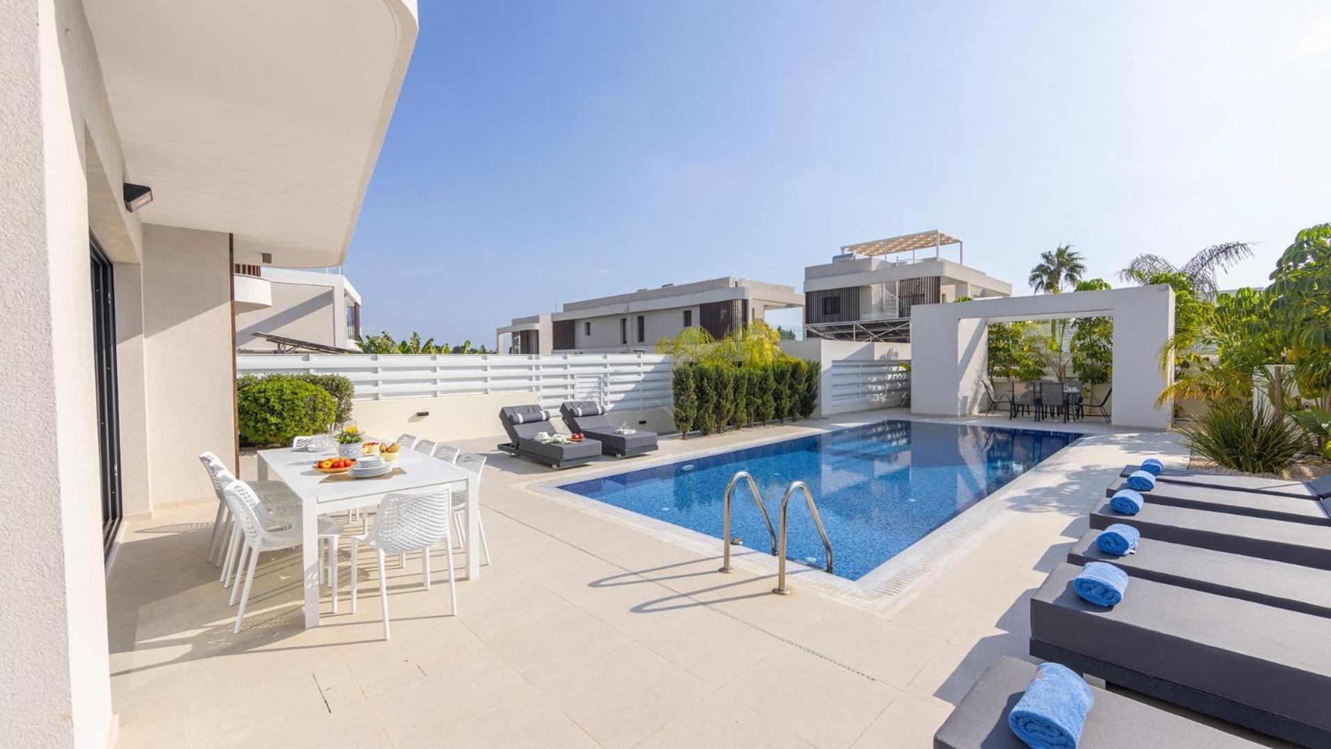 Nissi Residences Villa 4