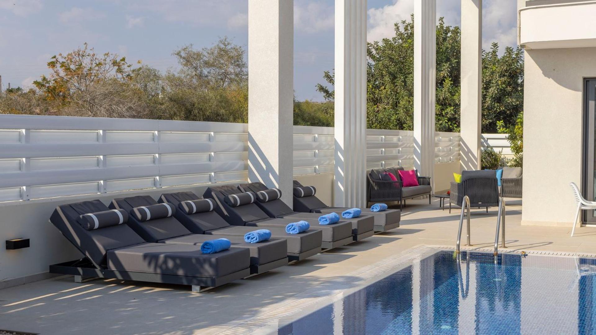Nissi Residences Villa 4