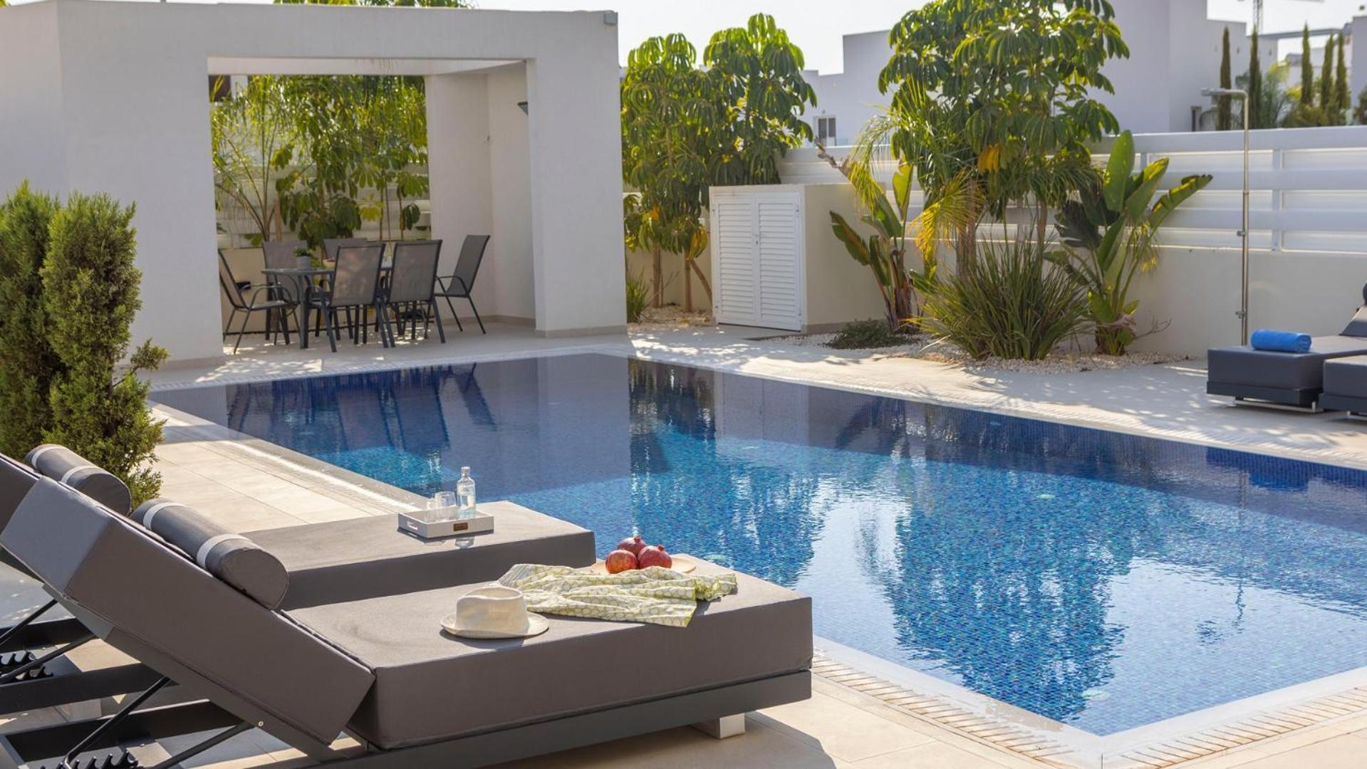 Nissi Residences Villa 4