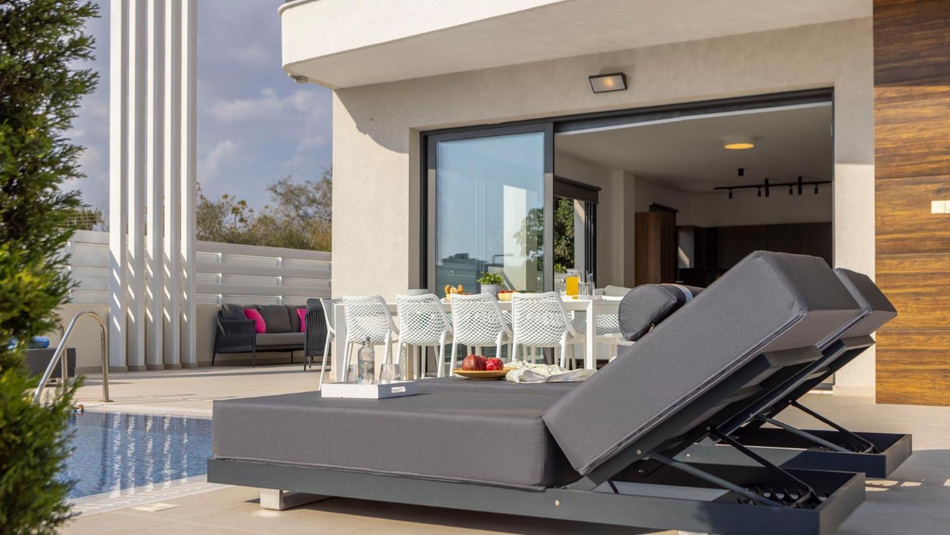 Nissi Residences Villa 4