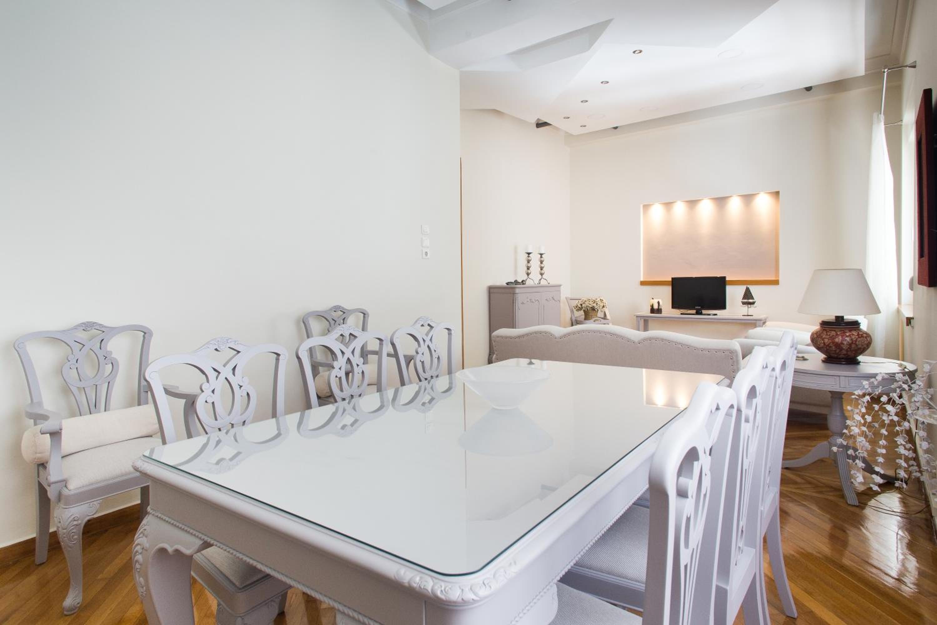 Kallirois Avenue House 7ppl 2BR Acropolis Metro Plaka 300m