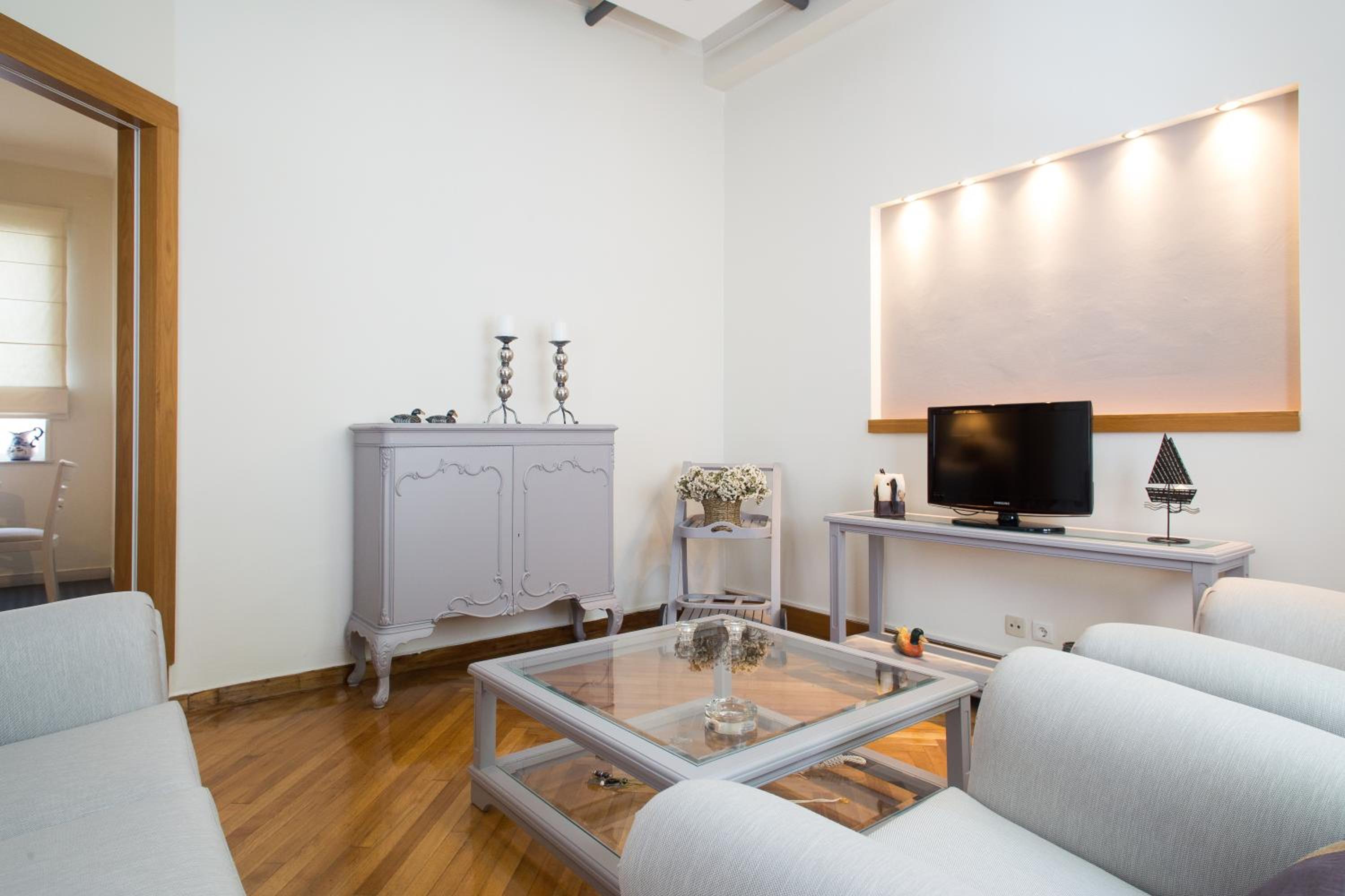 Kallirois Avenue House 7ppl 2BR Acropolis Metro Plaka 300m