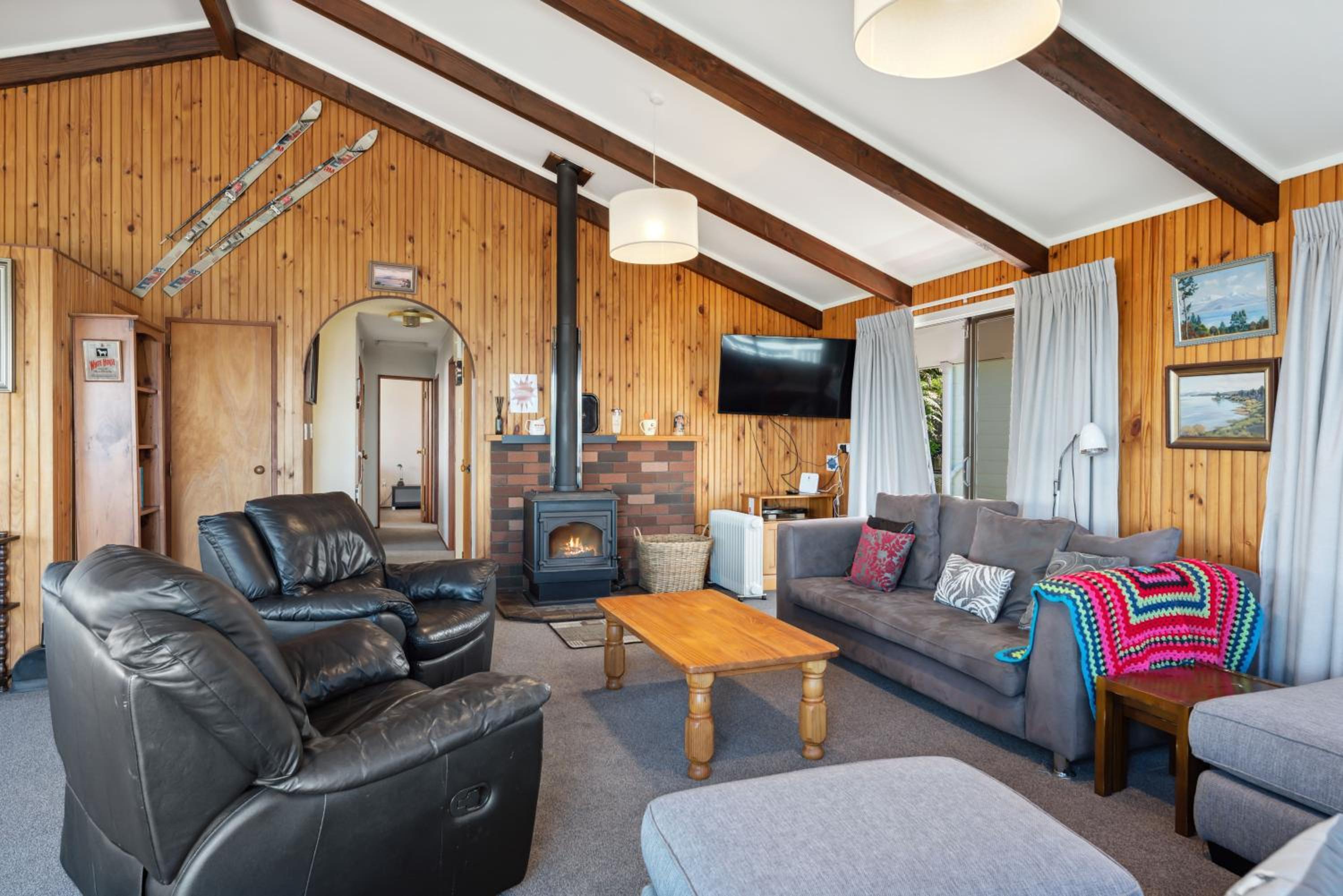 The Lake View Stay - Omori Holiday Home view 3