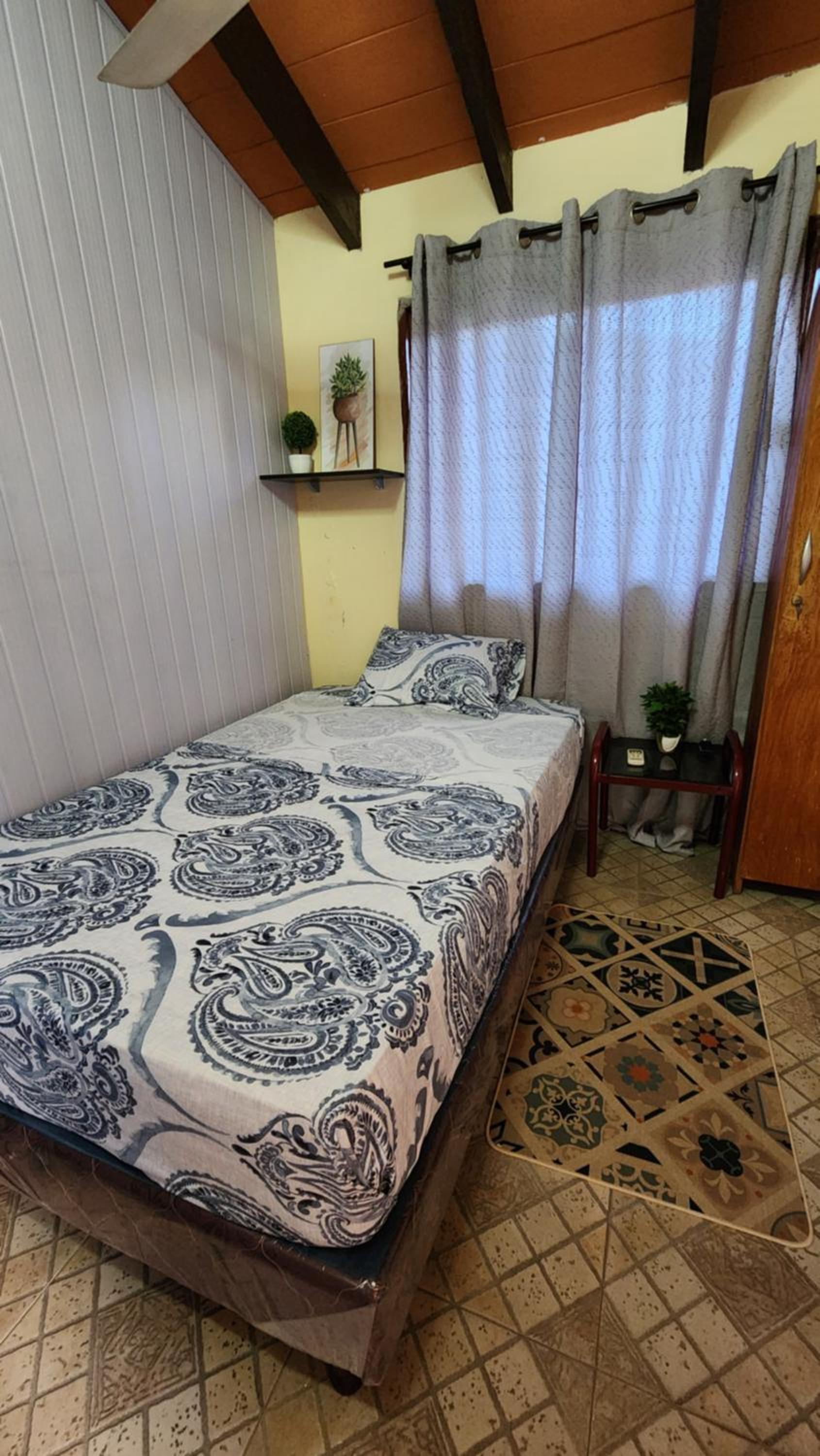 Dormitorio en Residencia Familiar view 4