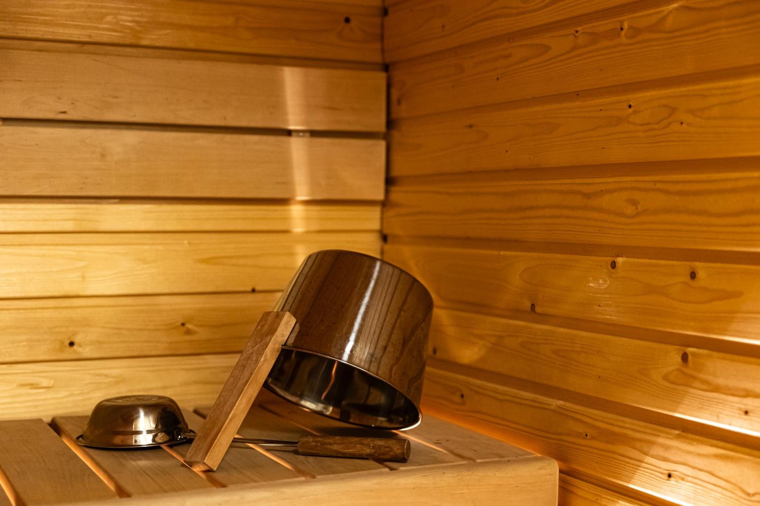 Arctic Hideway Suite by BookLapland