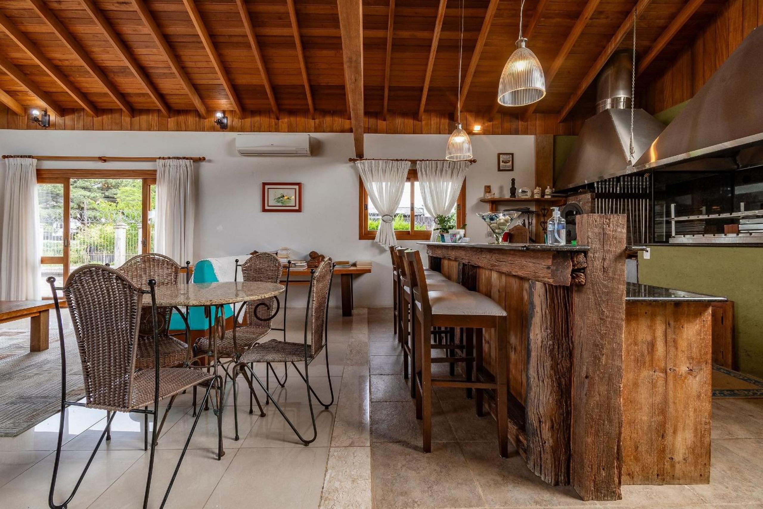 Rosa Casa Sereno 5 suítes