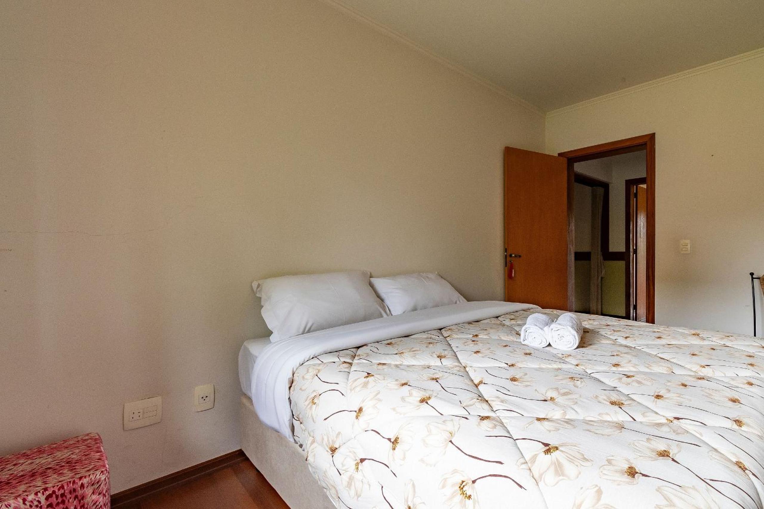 Rosa Casa Sereno 5 suítes