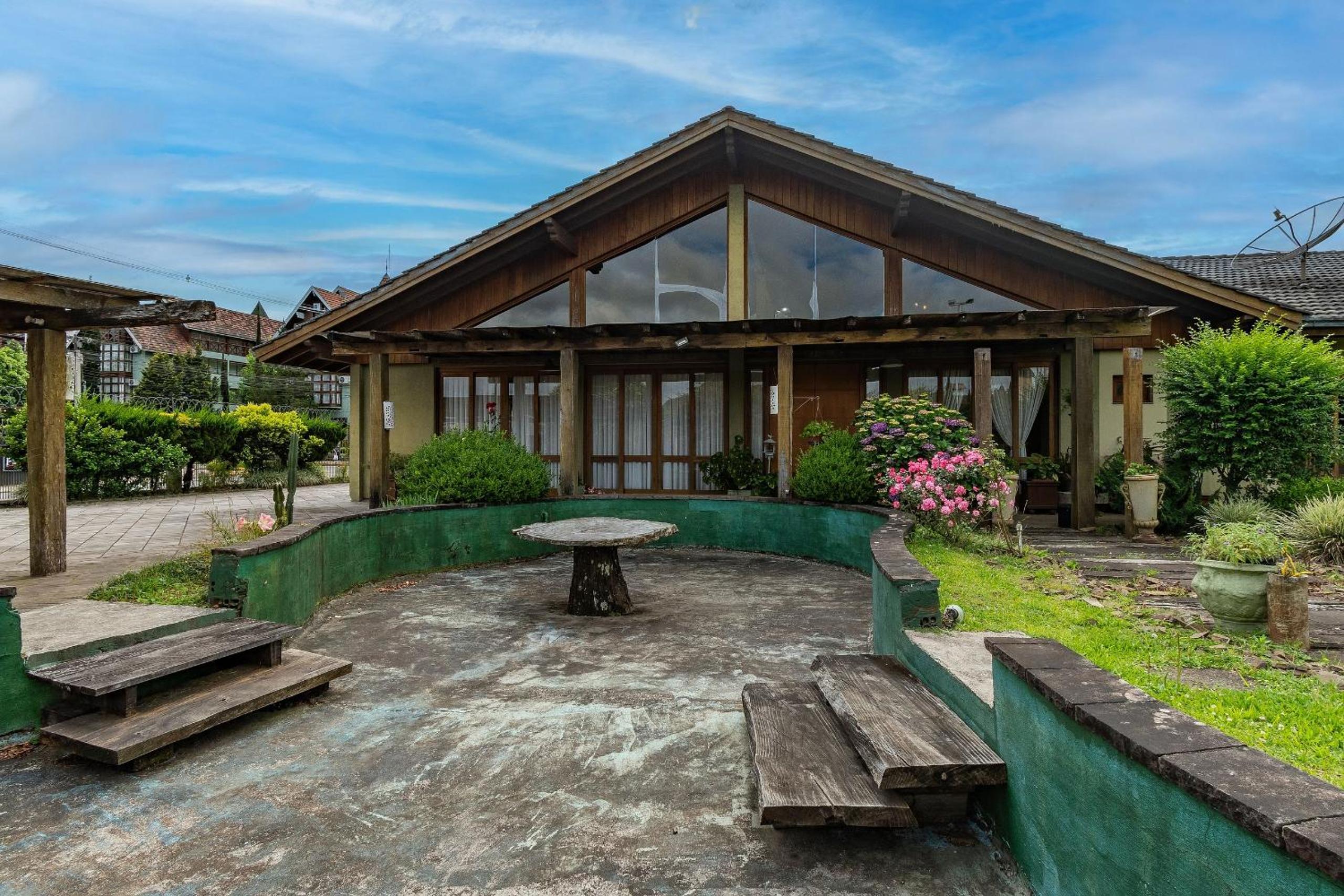 Rosa Casa Sereno 5 suítes