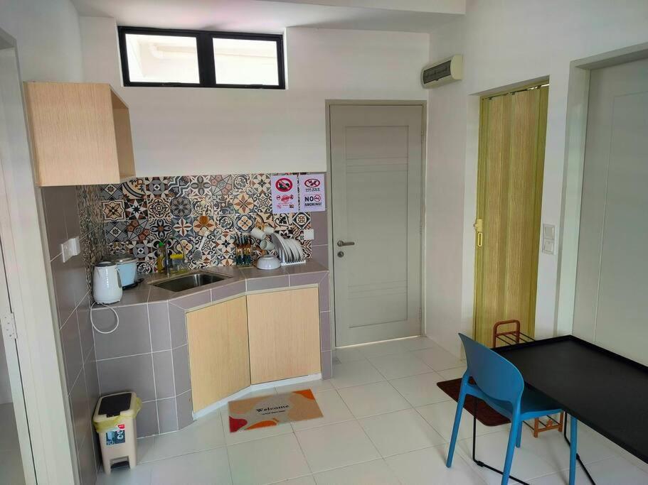 IFS SoHo Basic Homestay Entire Home photo 5